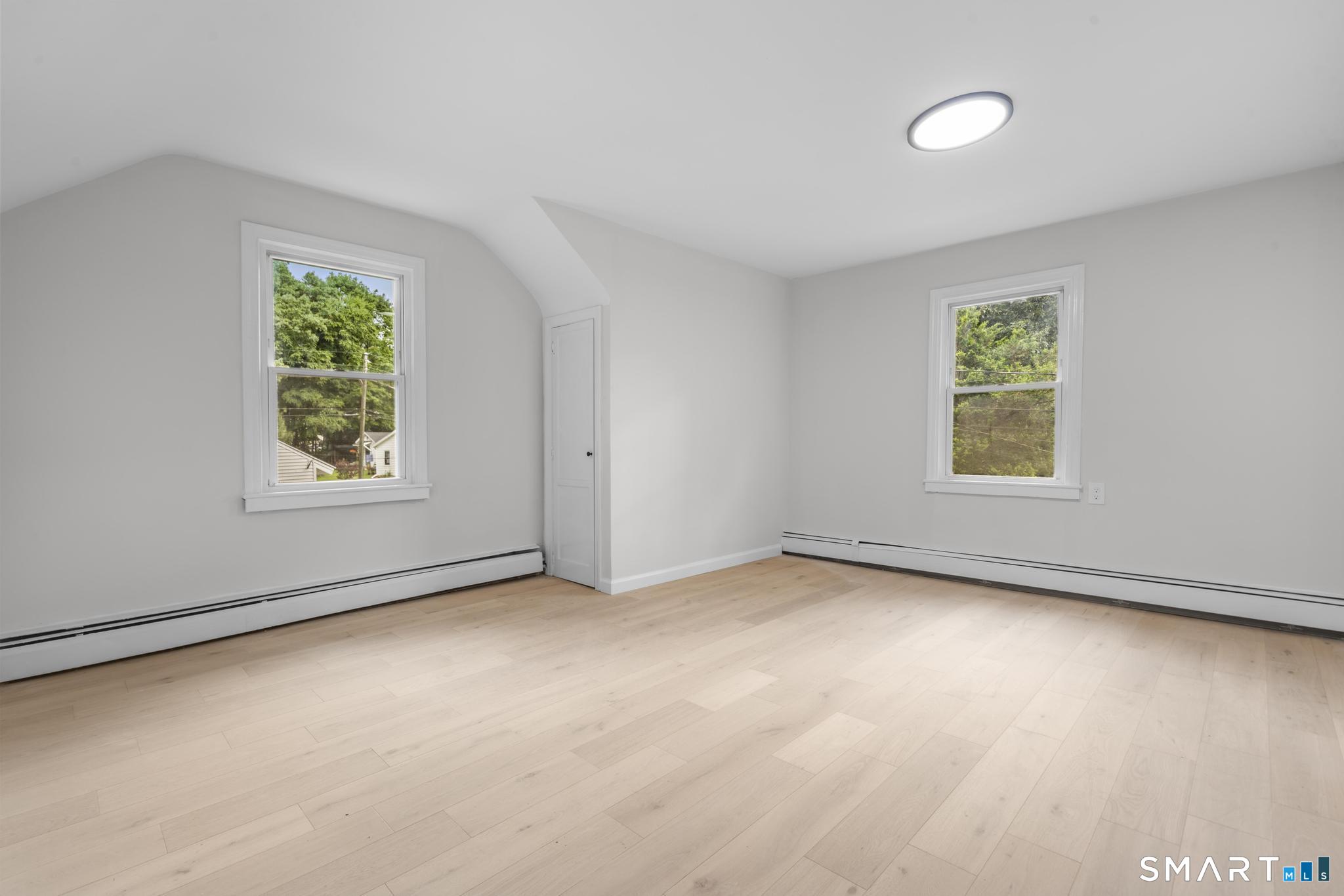30 Barbara Avenue photo 21