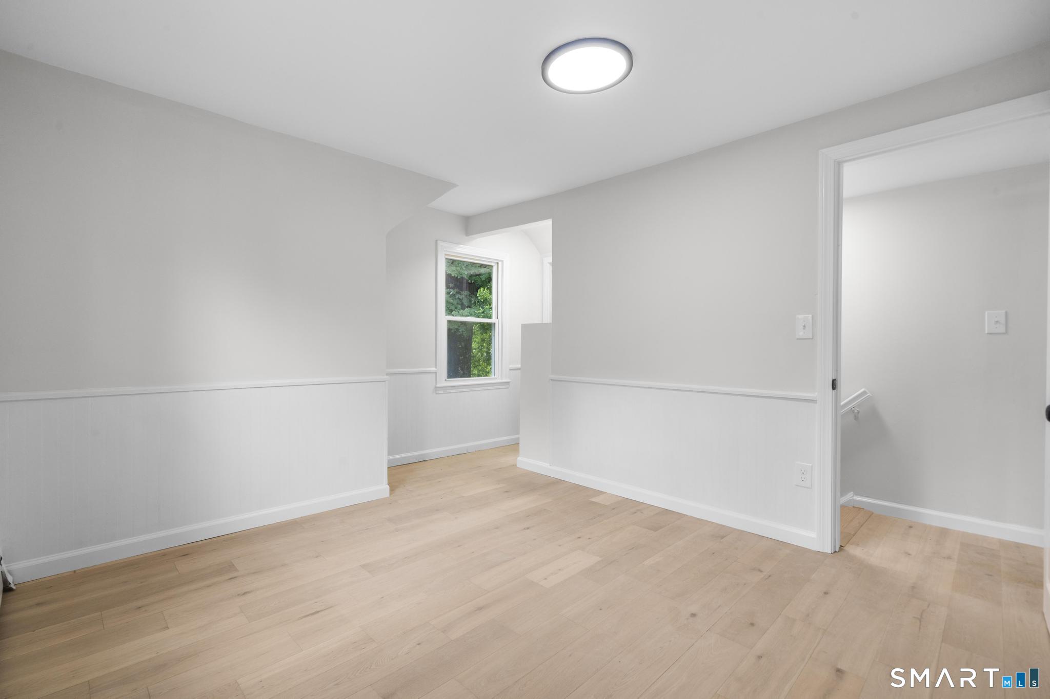 30 Barbara Avenue photo 27
