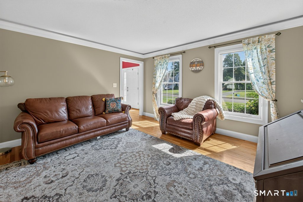 41 Beverly Drive photo 11