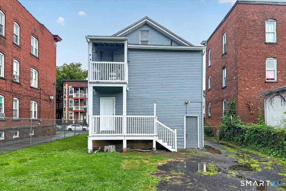 19th image of 56 Bond St, Hartford, CT 06114 | MLS# 24195932