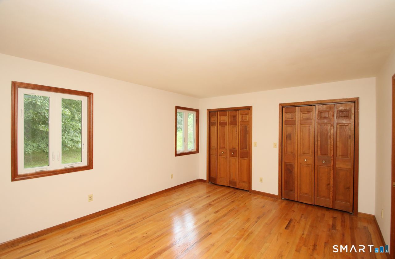 328 Saybrook Road photo 22