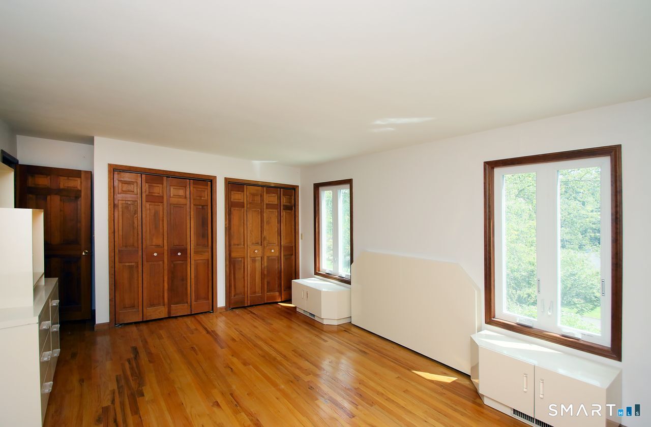 328 Saybrook Road photo 14