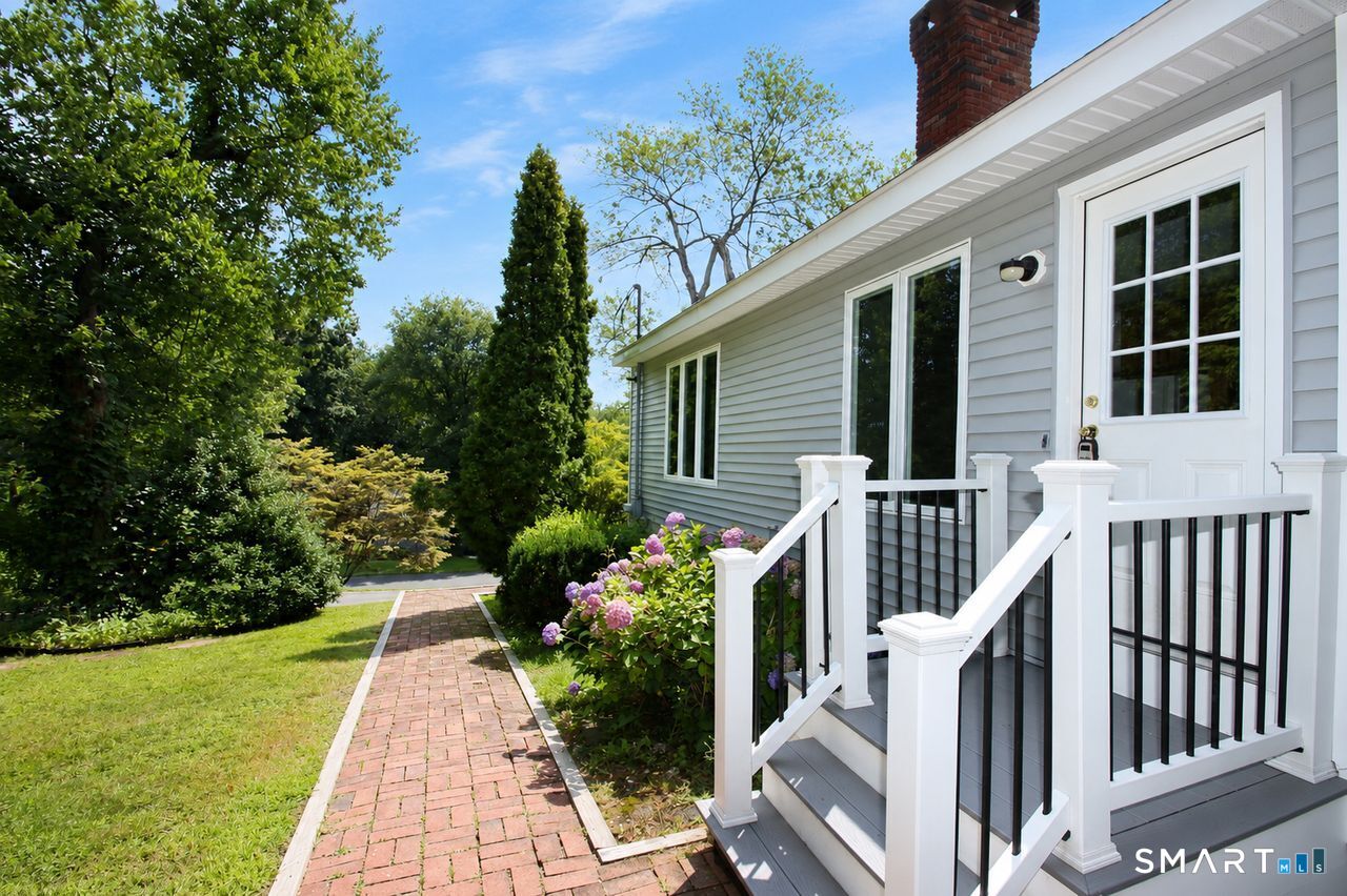 328 Saybrook Road photo 37