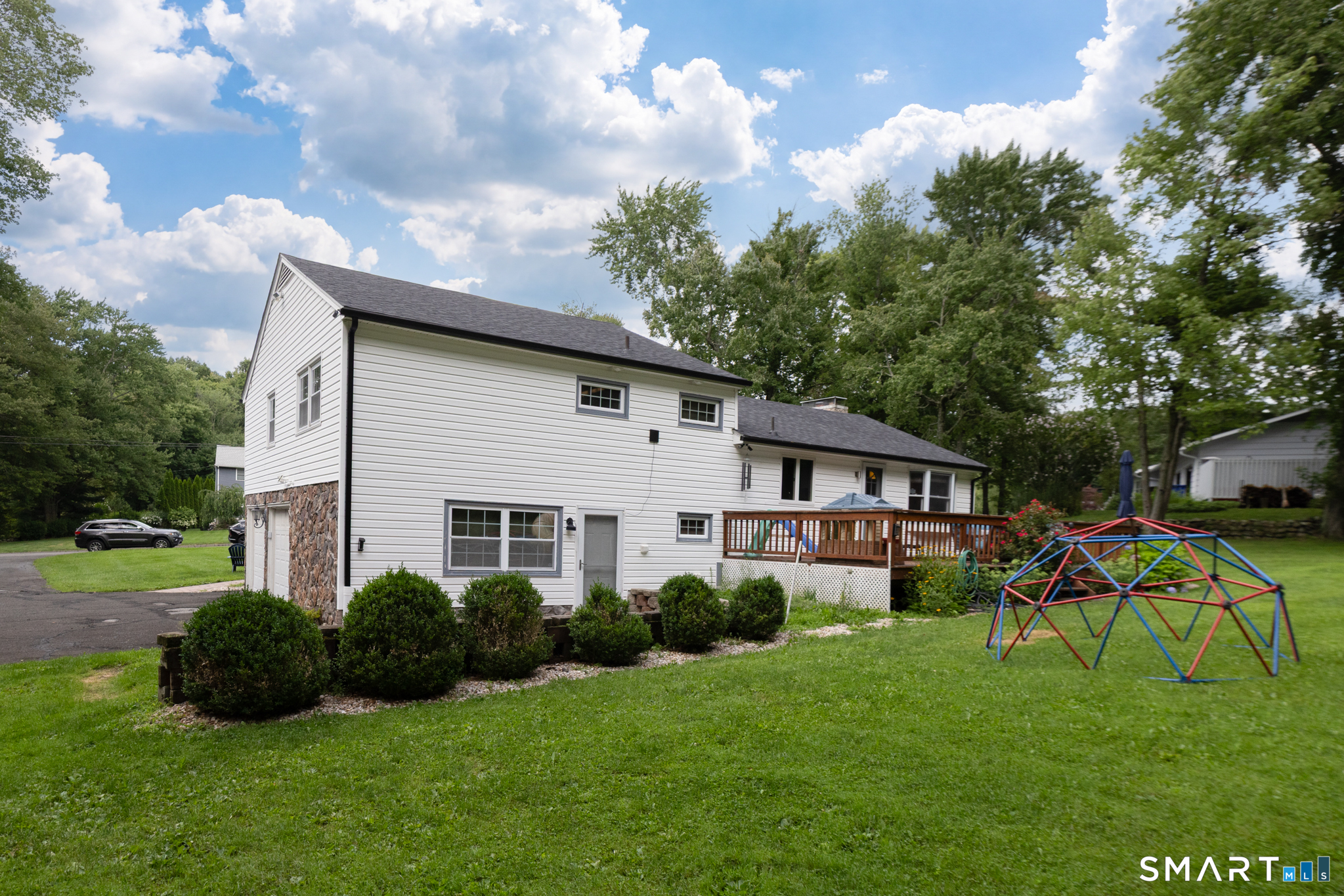 123 Northwood Drive photo 32