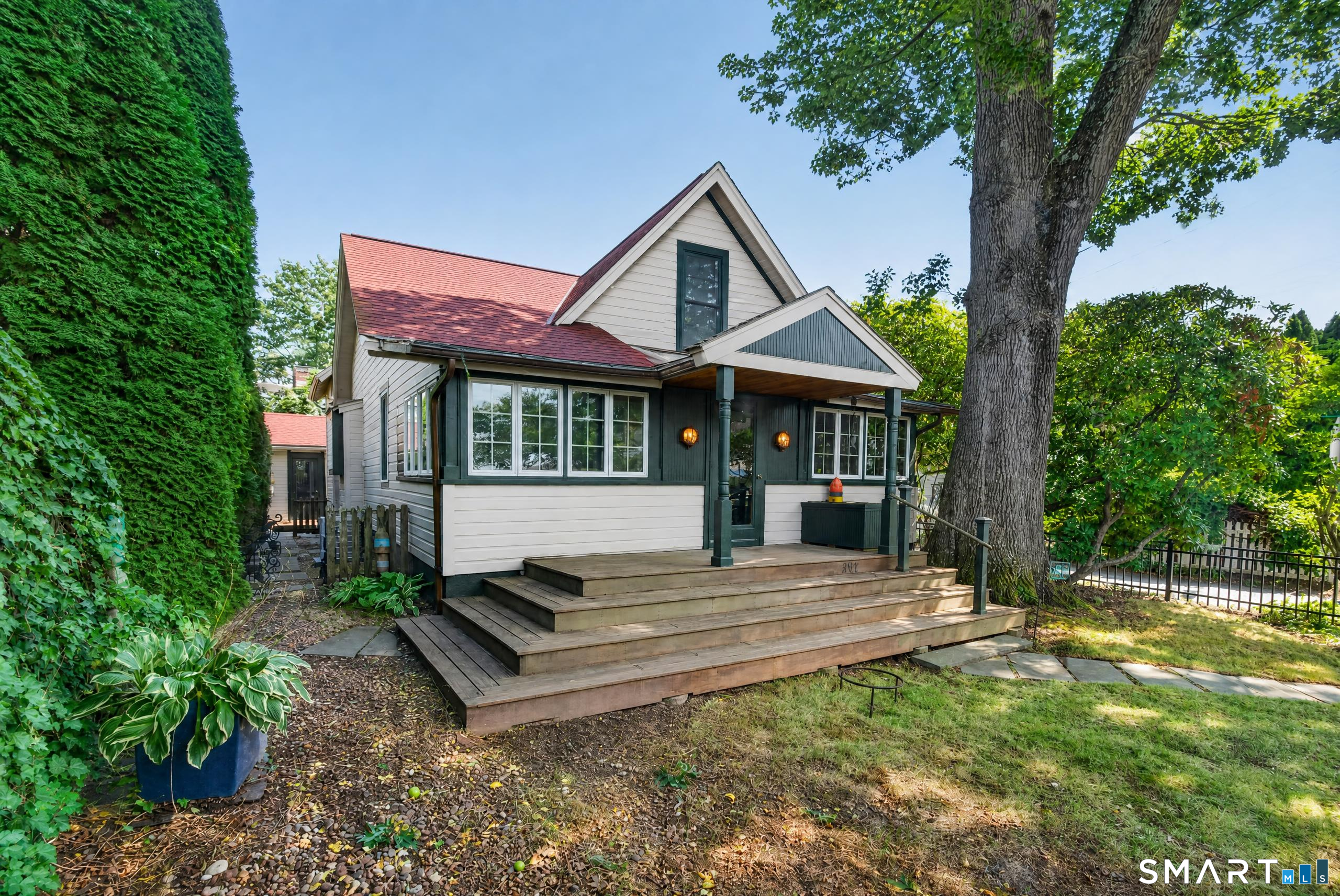 2nd image of 207 Pawson Rd, Branford, CT 06405 | MLS# 24195855