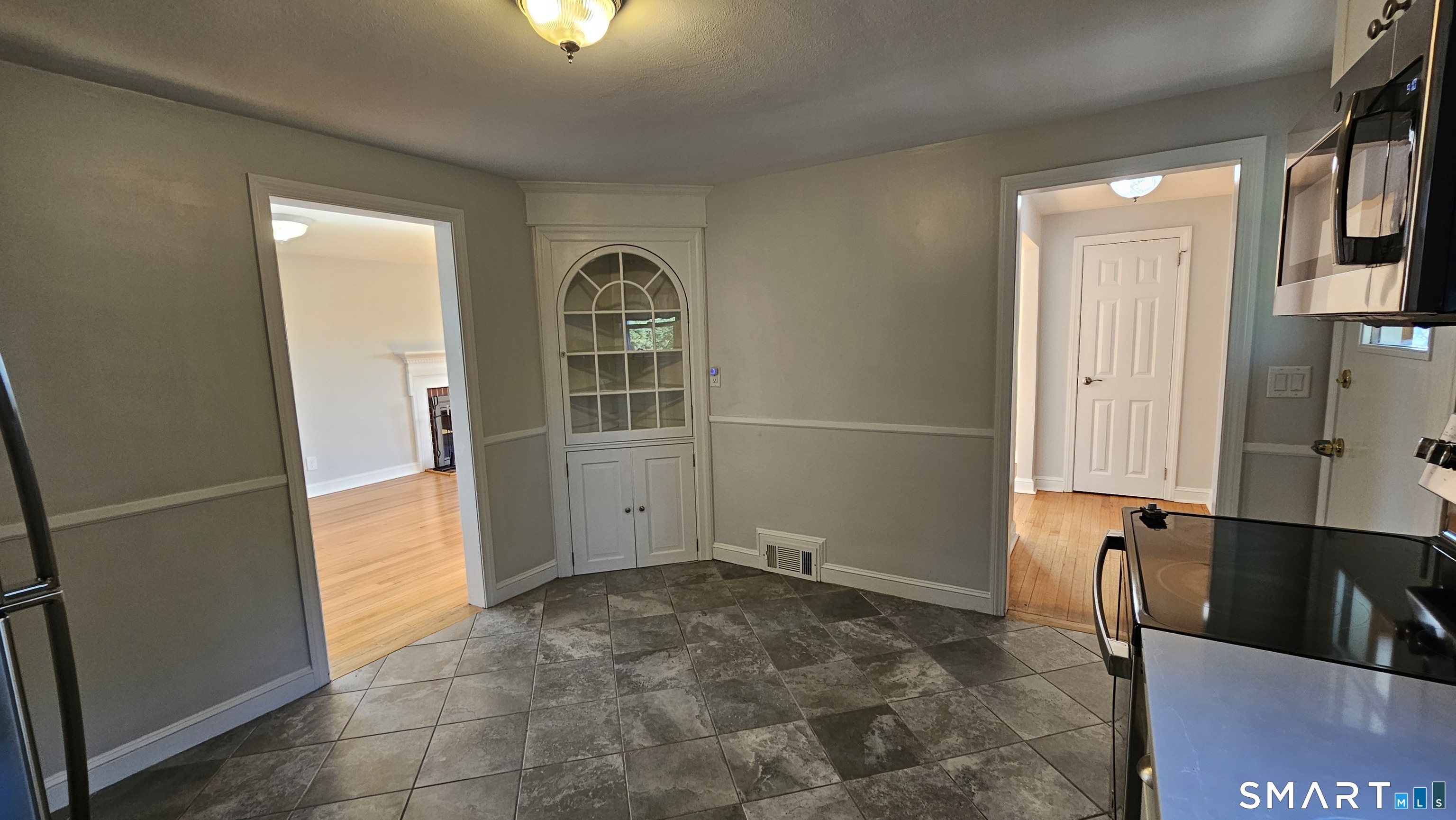 73 Knollwood Road photo 10