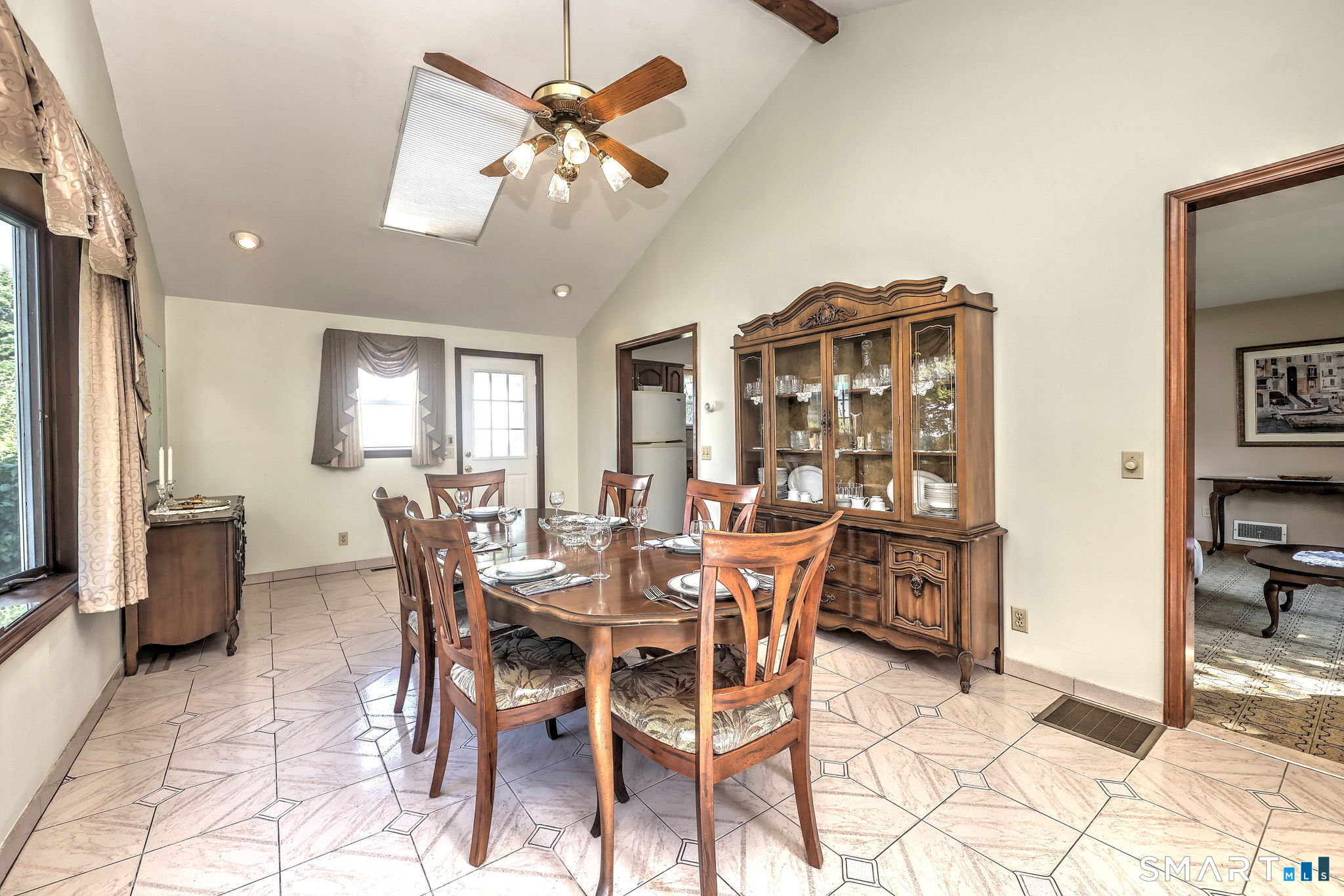 345 Coe Avenue photo 12