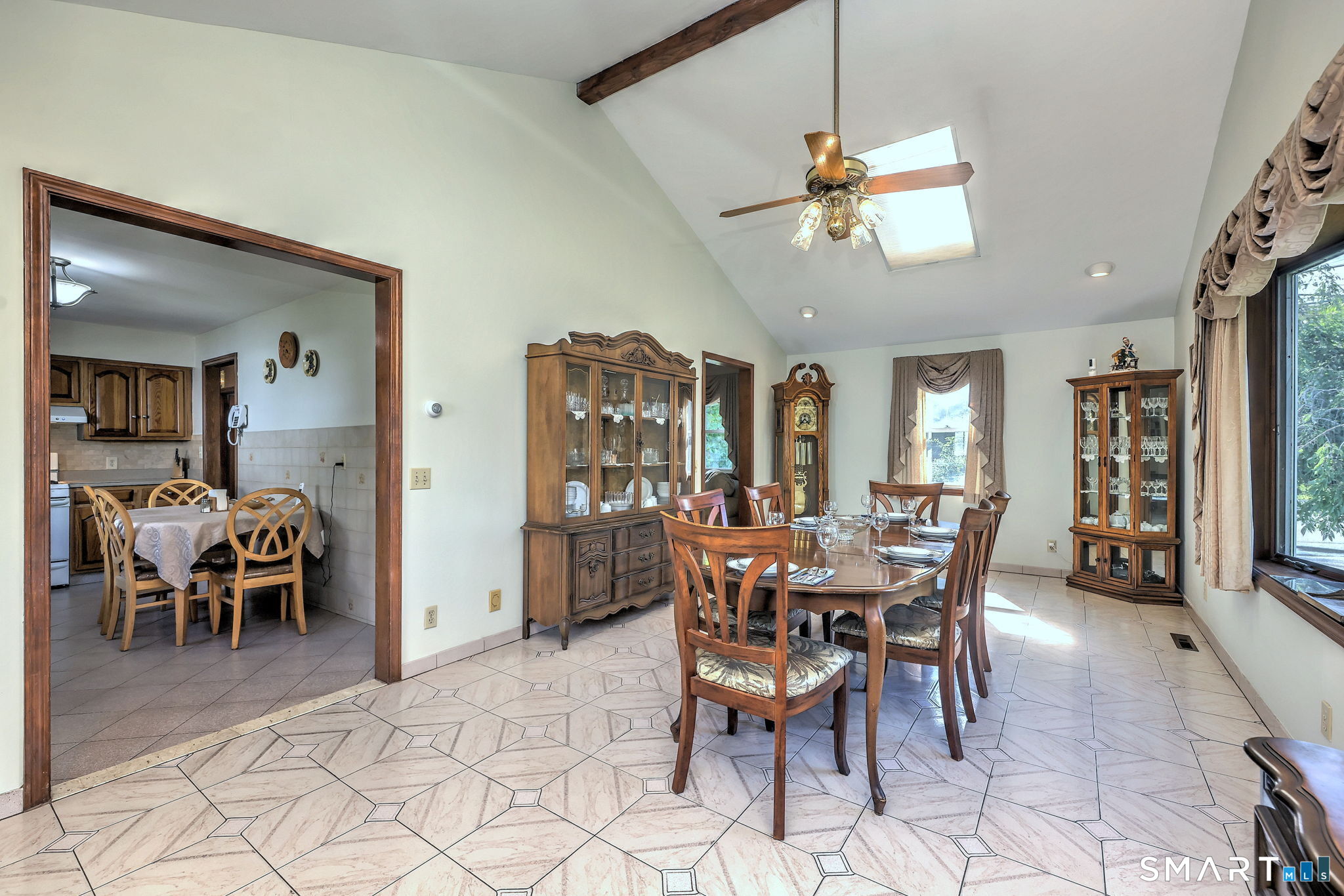 345 Coe Avenue photo 14