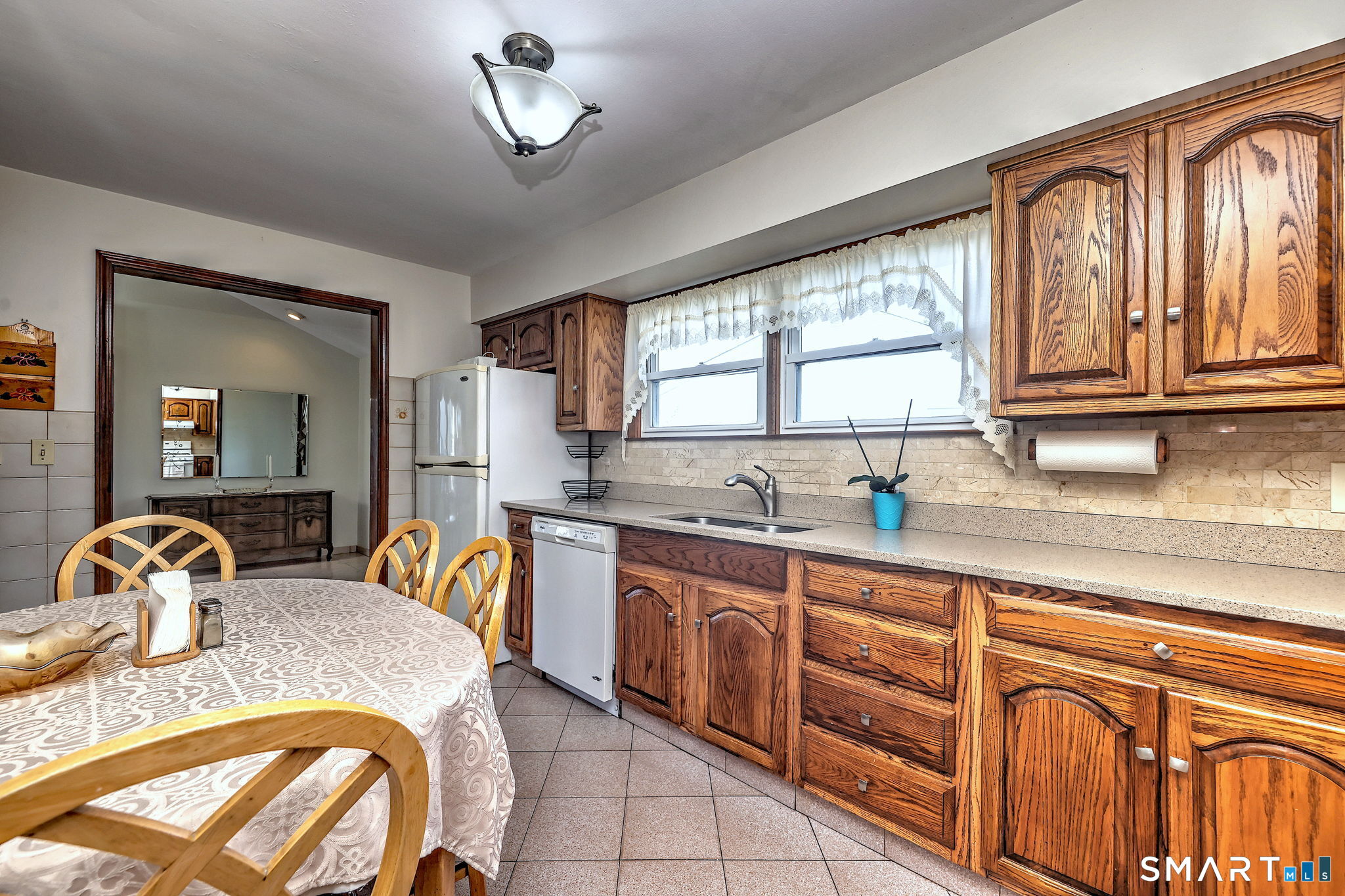 345 Coe Avenue photo 18