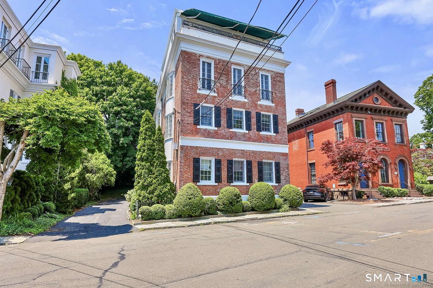 236 Main Street, Fairfield, Connecticut 06890