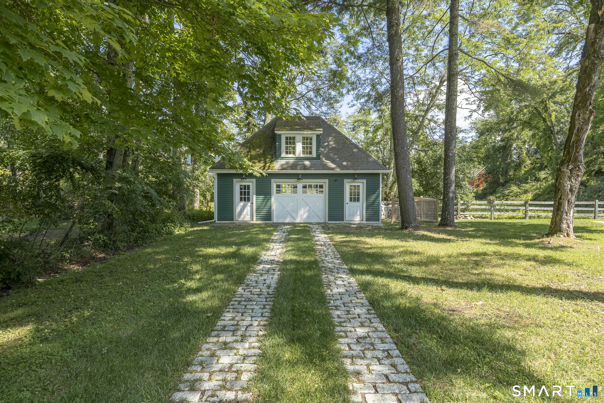 72 Main Street photo 10