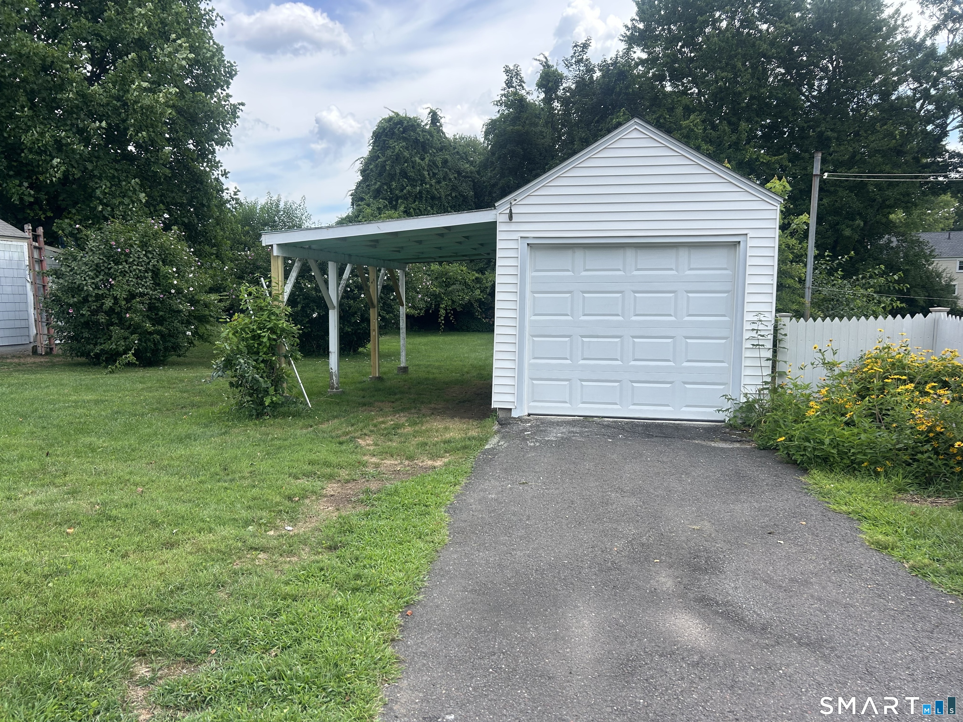 406 Oakwood Avenue photo 25