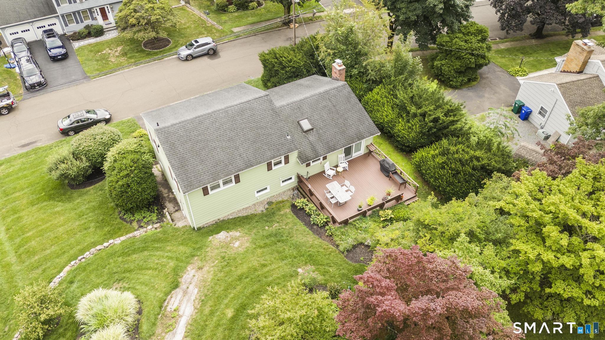 380 Overland Drive photo 35
