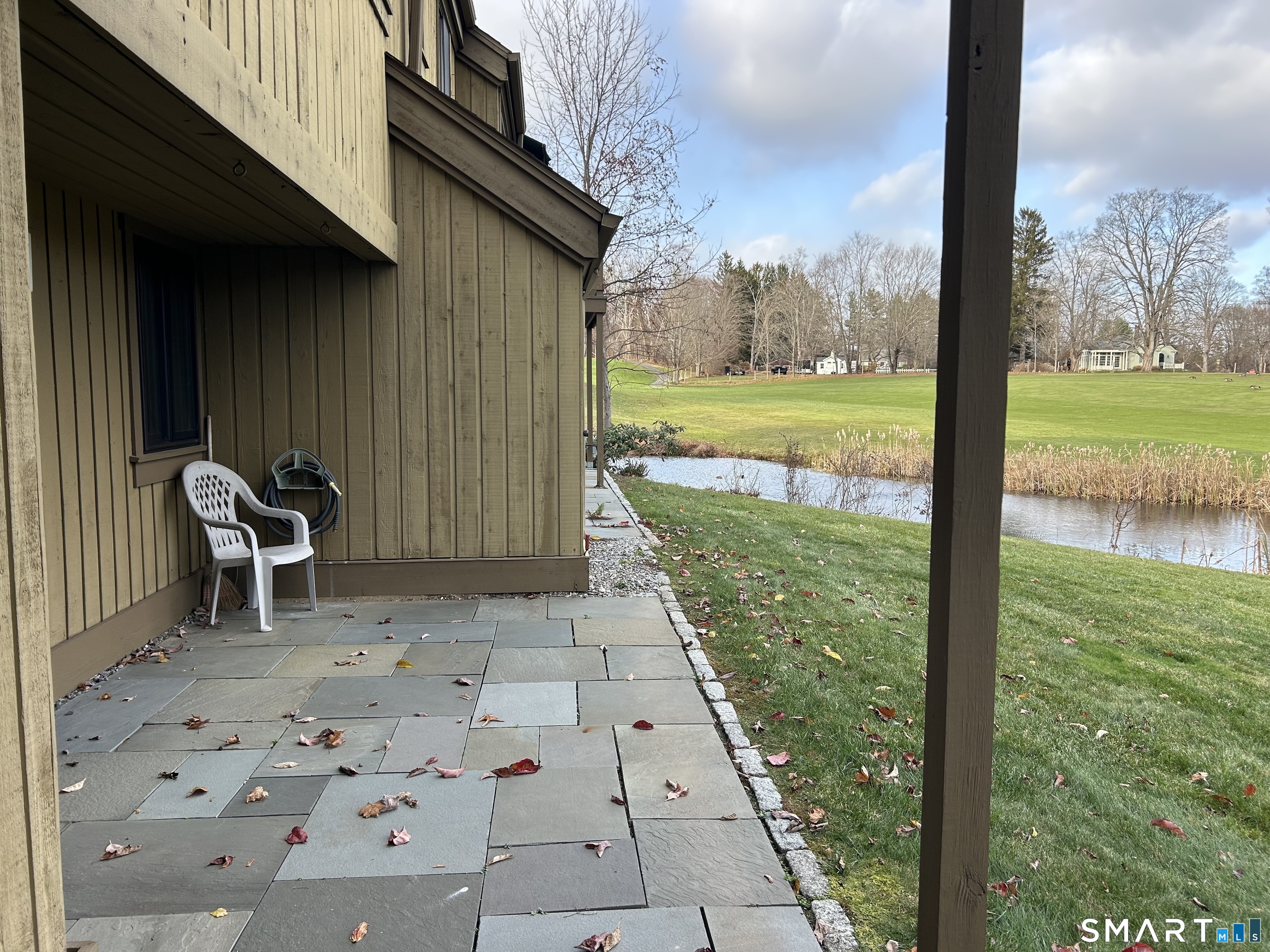 419 Heritage Village Unit #B photo 6