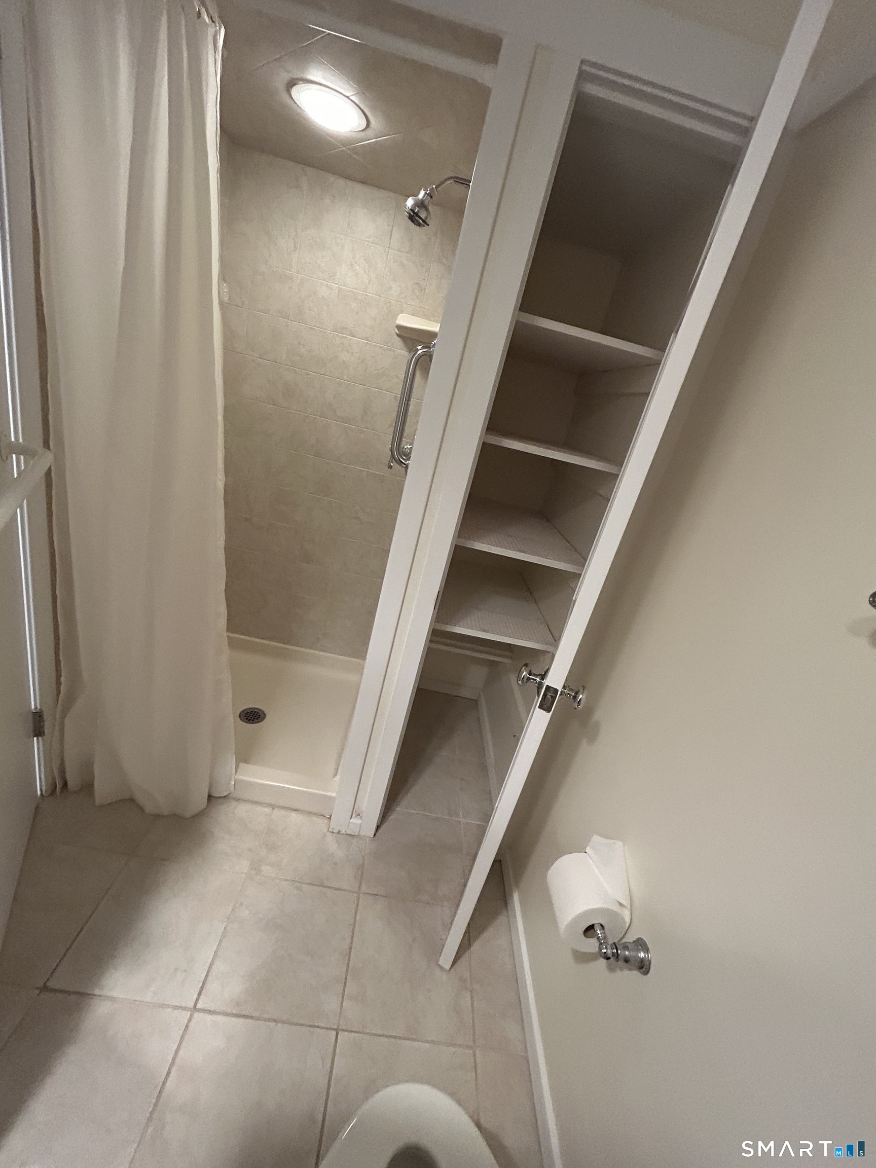 419 Heritage Village Unit #B photo 18