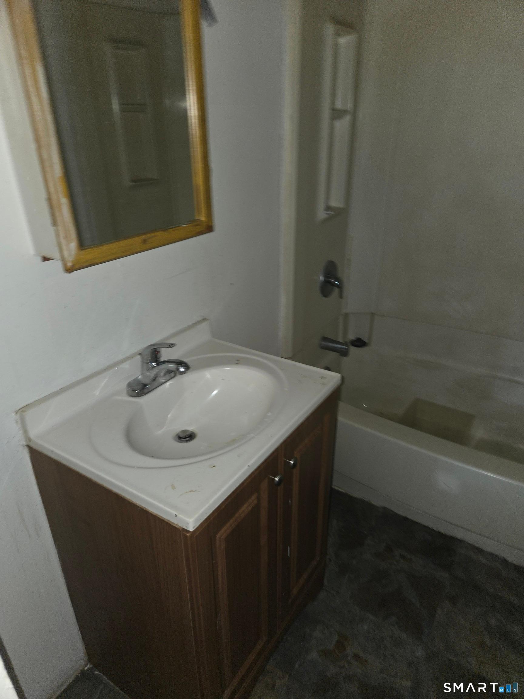 427 Center Street photo 19