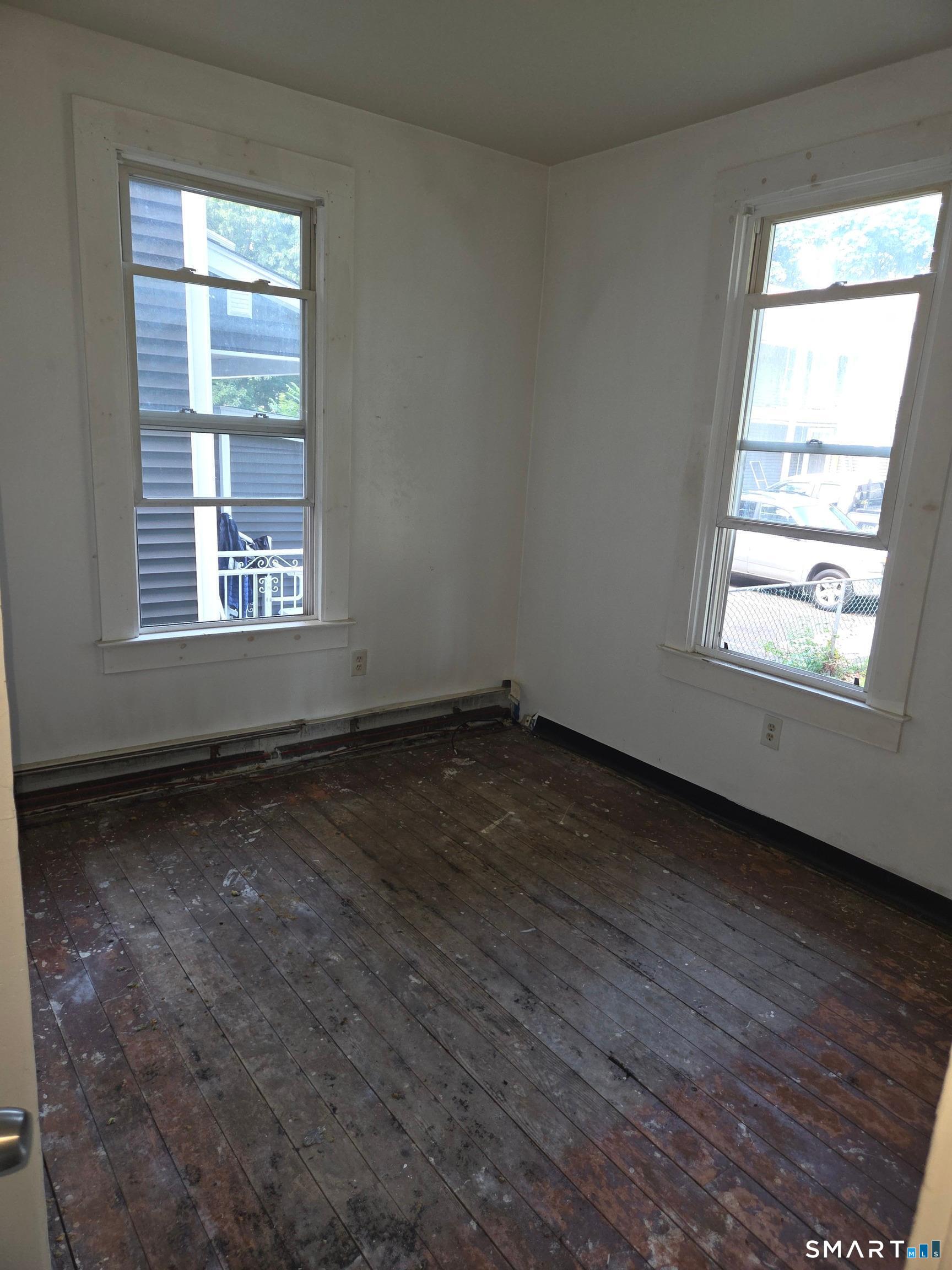 427 Center Street photo 12