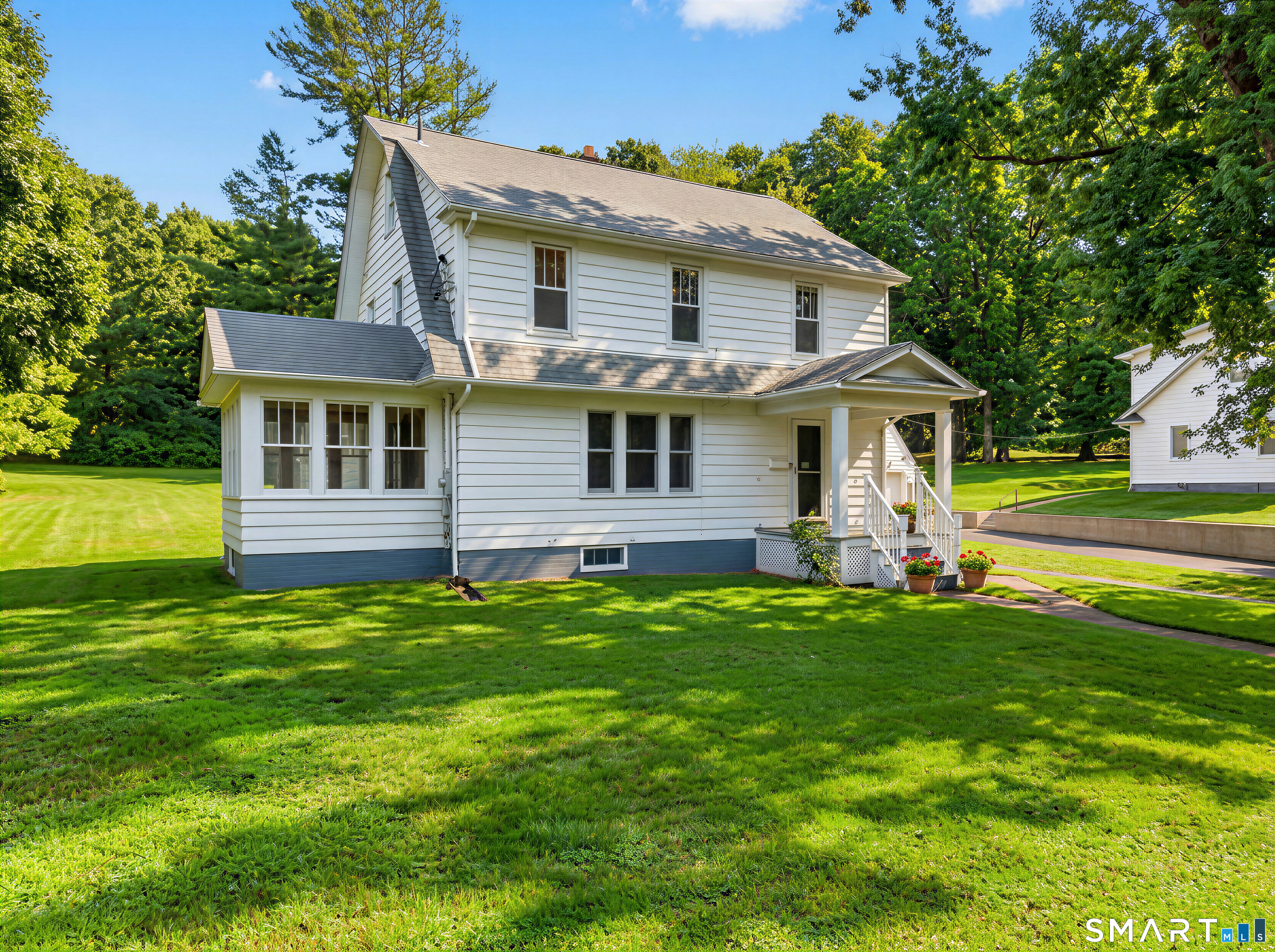 452 New London Turnpike photo 4