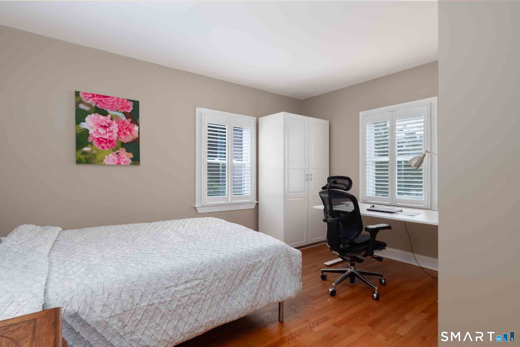 140 Round Hill Road photo 15
