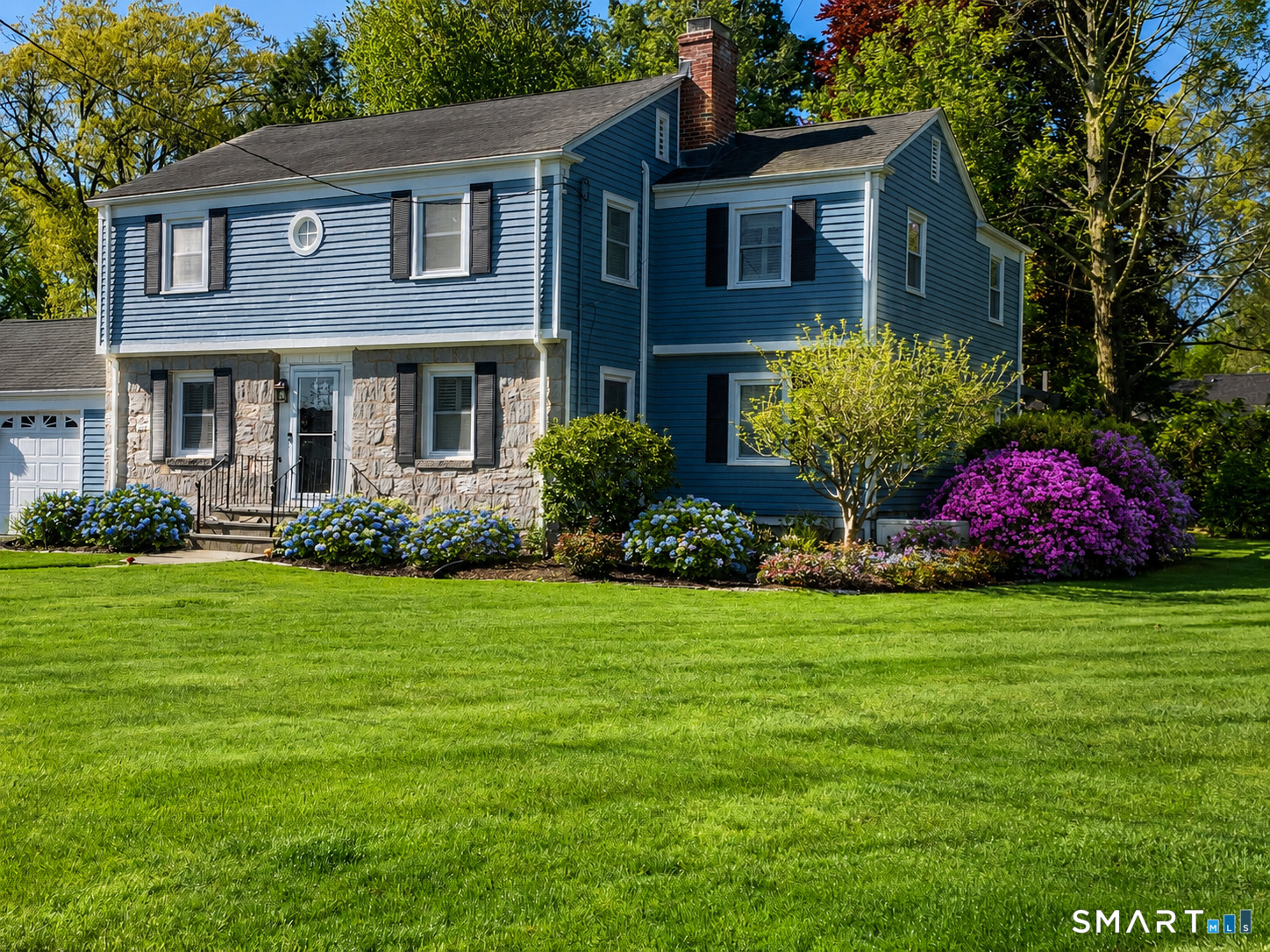 140 Round Hill Road photo 32