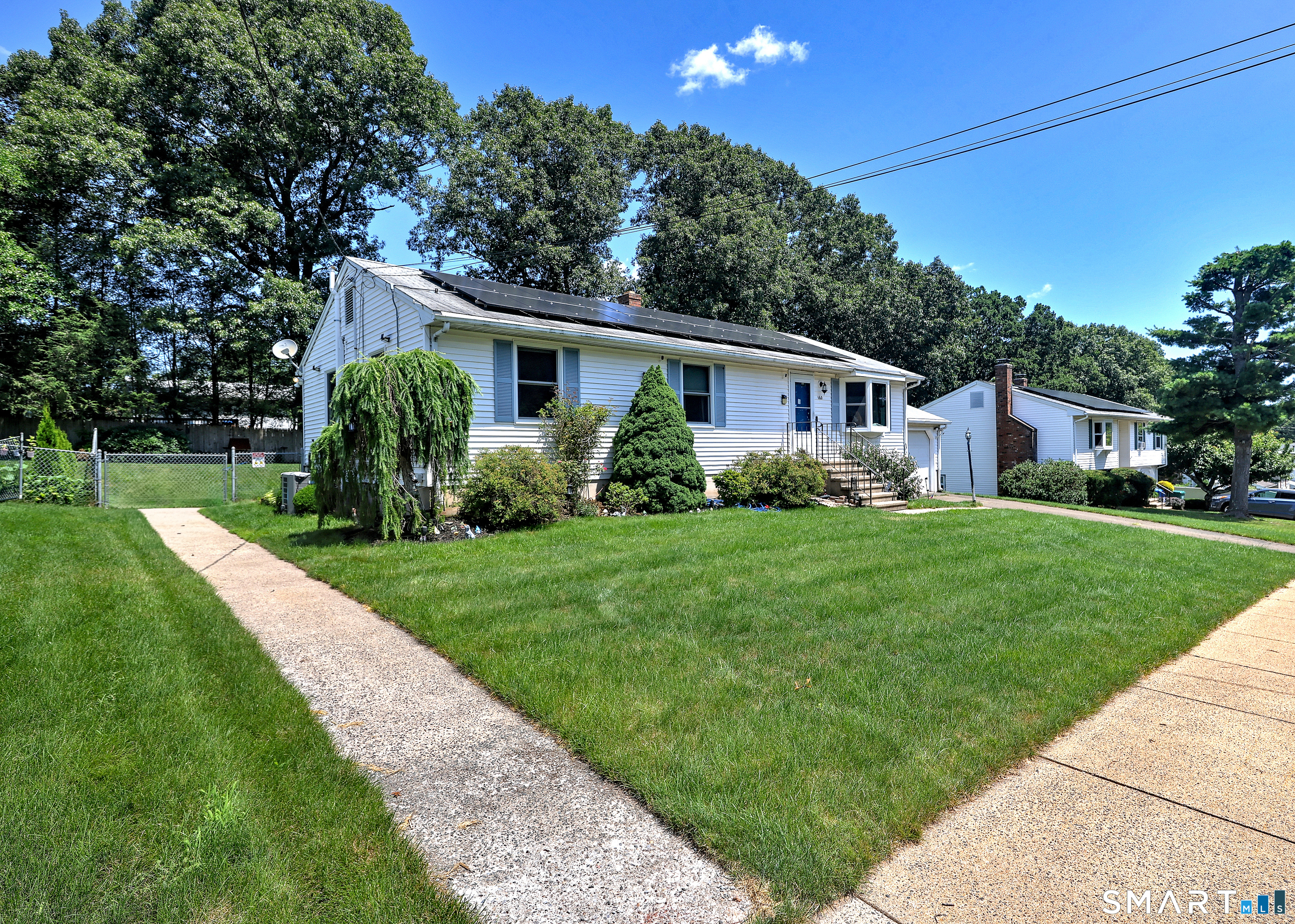 2nd image of 160 Tanglewood Dr, Hamden, CT 06518 | MLS# 24195732