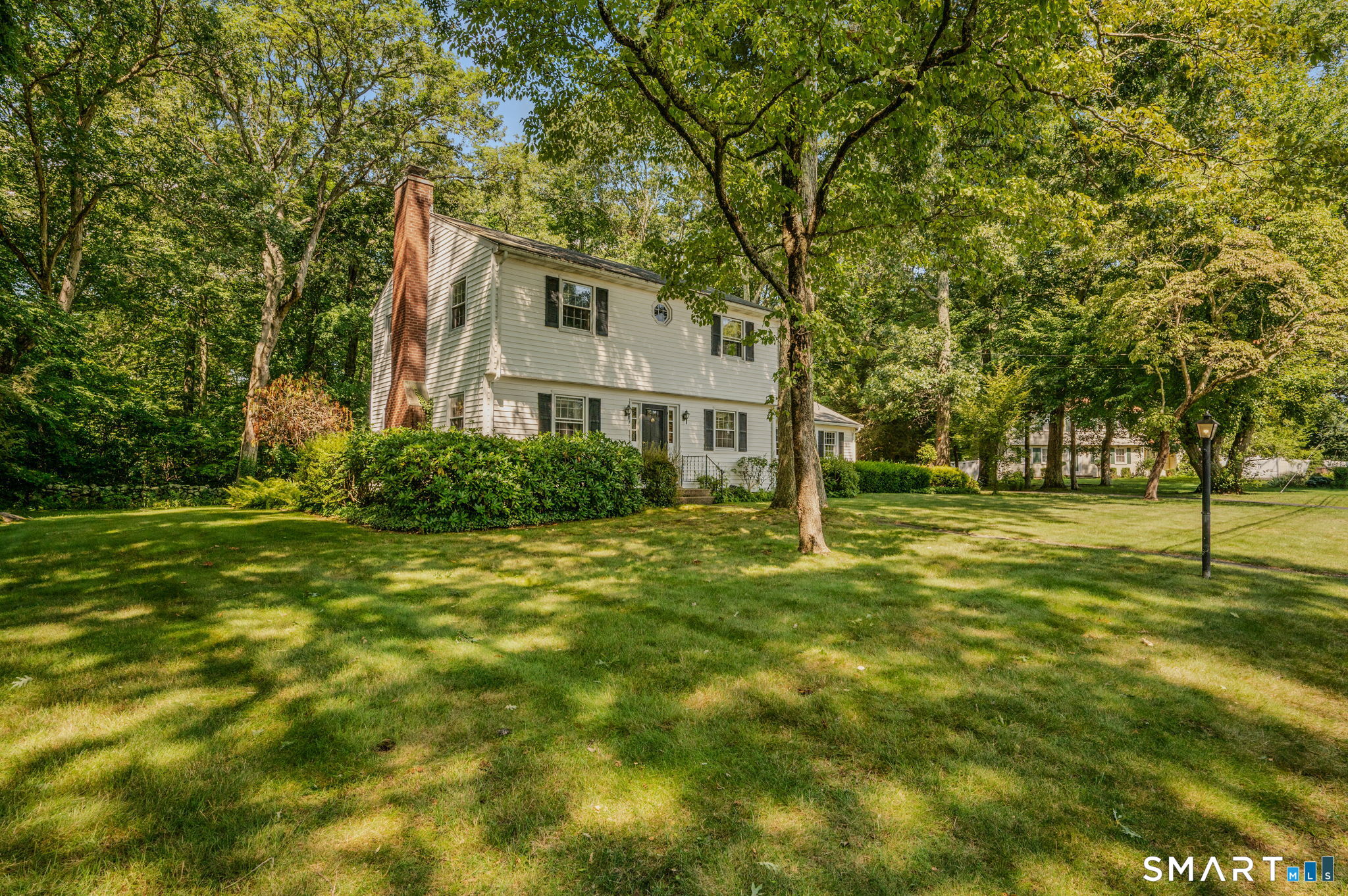 15 Monticello Drive photo 4