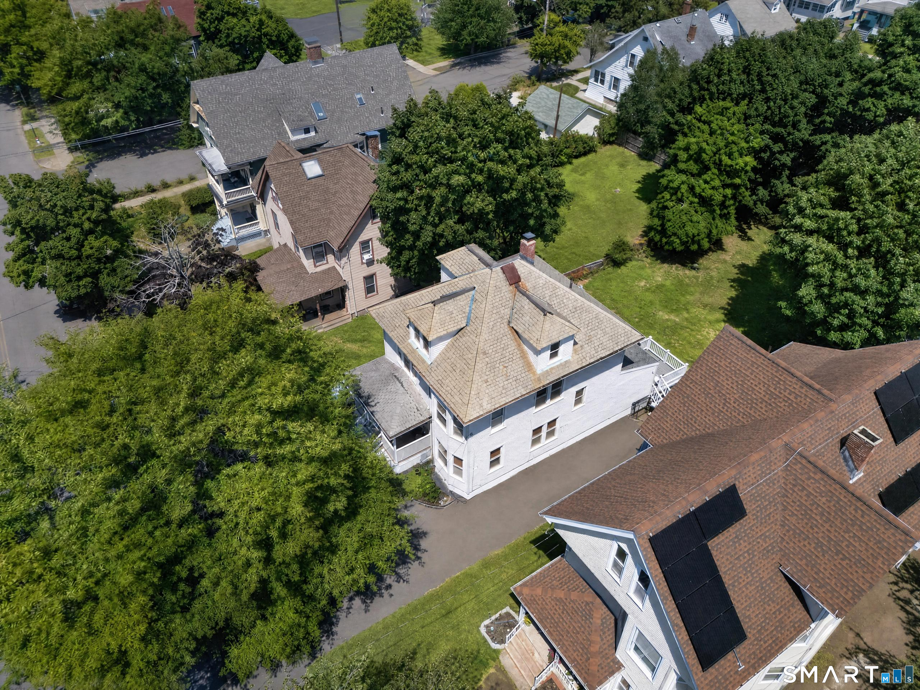 463 Washington Avenue photo 35