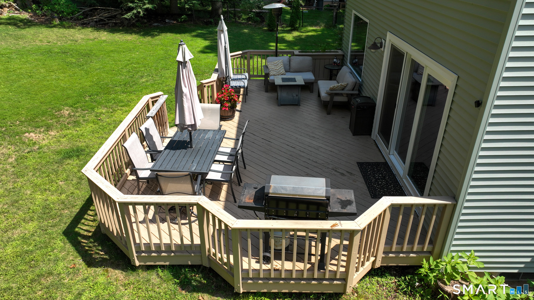22 Canterbury Lane photo 9