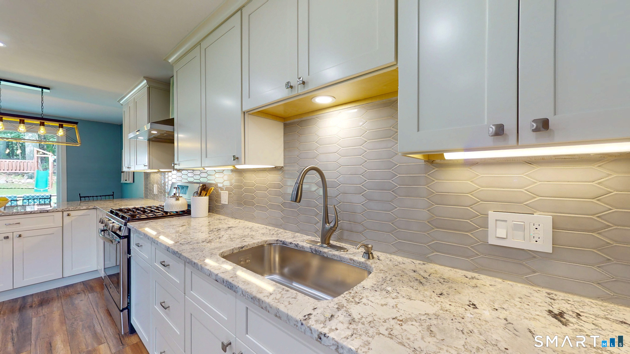 22 Canterbury Lane photo 14