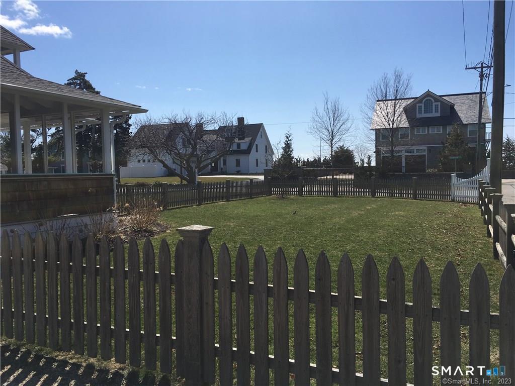 33 Ridgewood Avenue photo 4