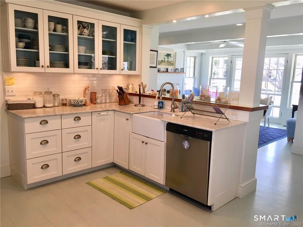 33 Ridgewood Avenue photo 13