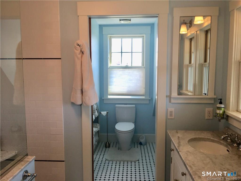 33 Ridgewood Avenue photo 24