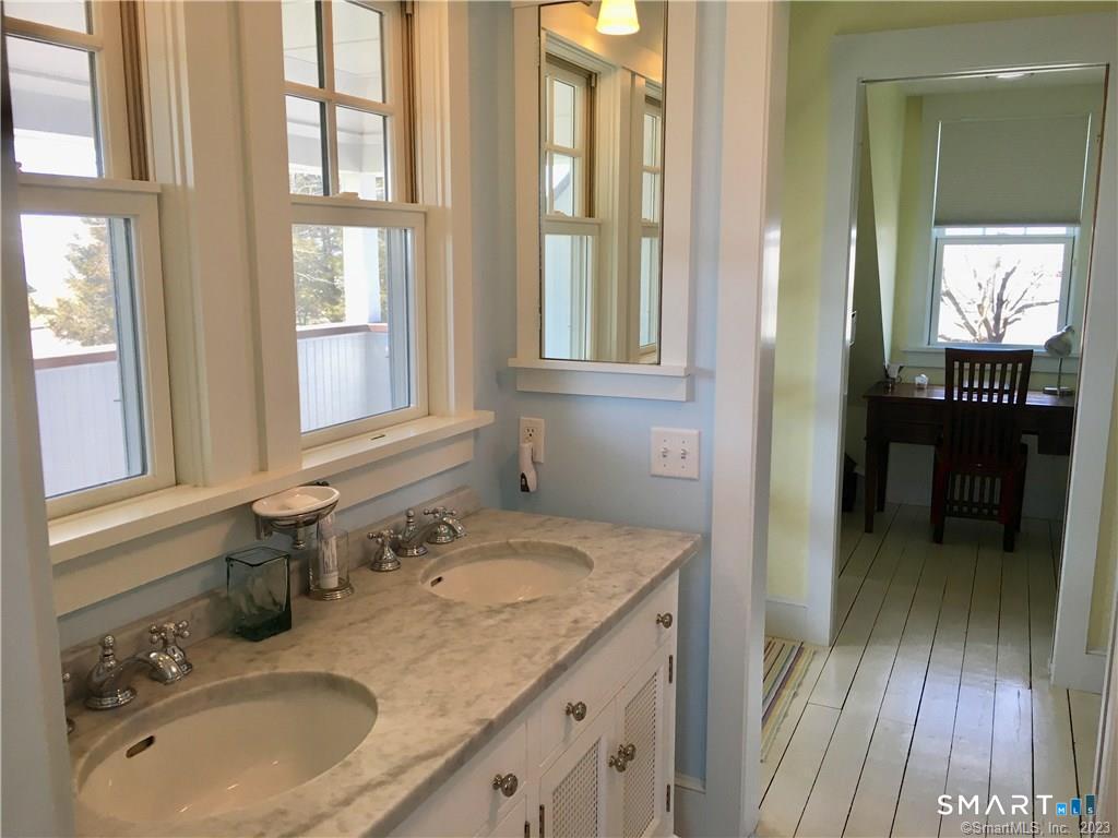 33 Ridgewood Avenue photo 26