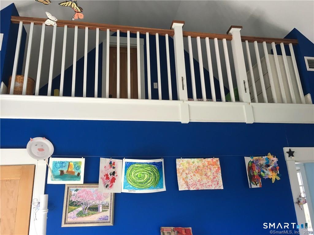 33 Ridgewood Avenue photo 30