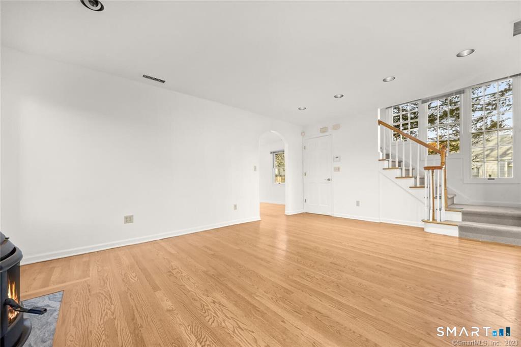 69 George Street photo 9