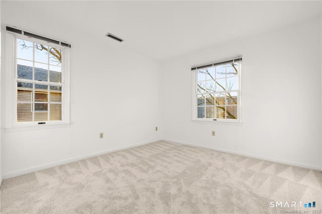 69 George Street photo 23