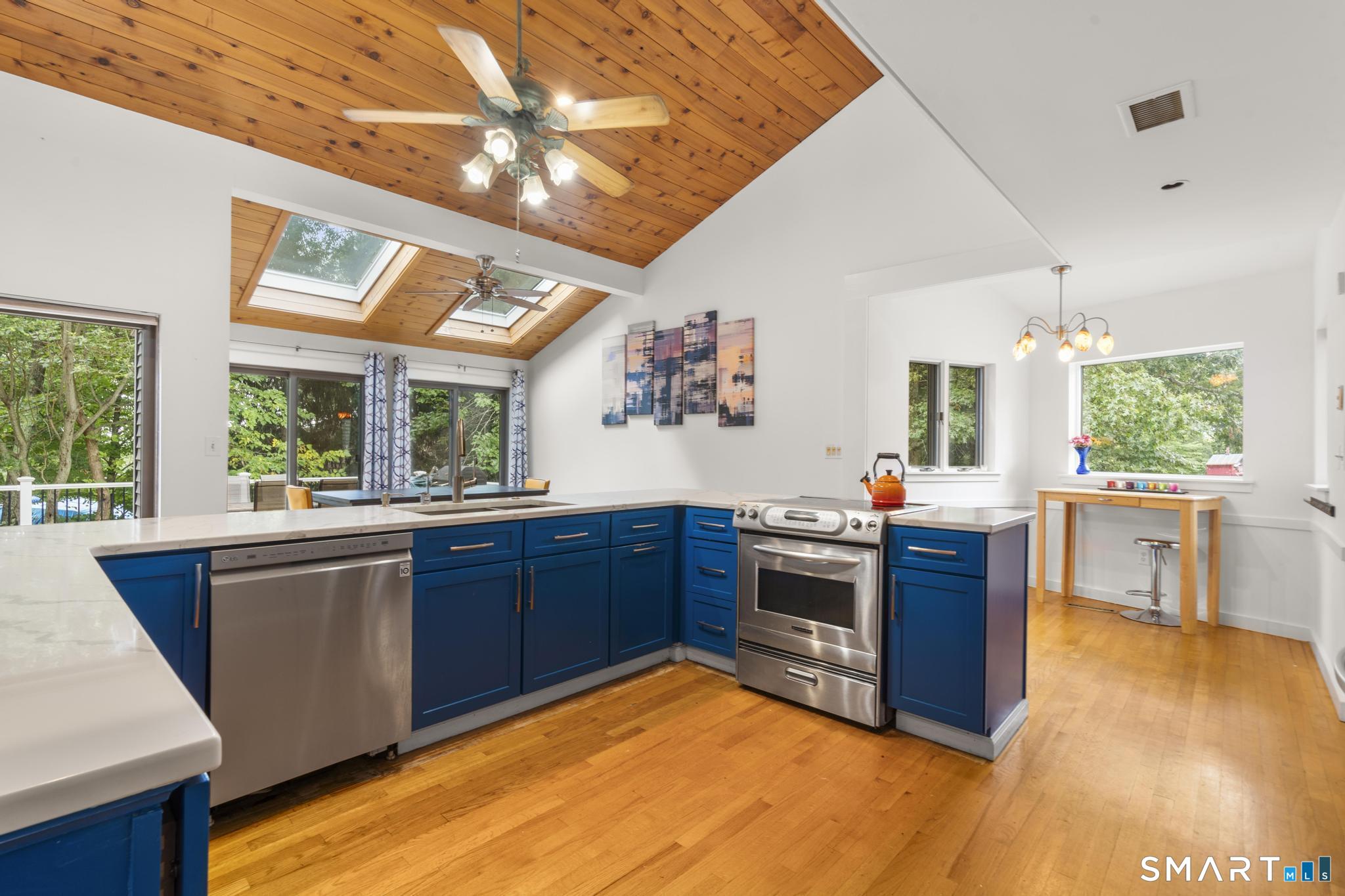 184 Bear Path Road photo 4
