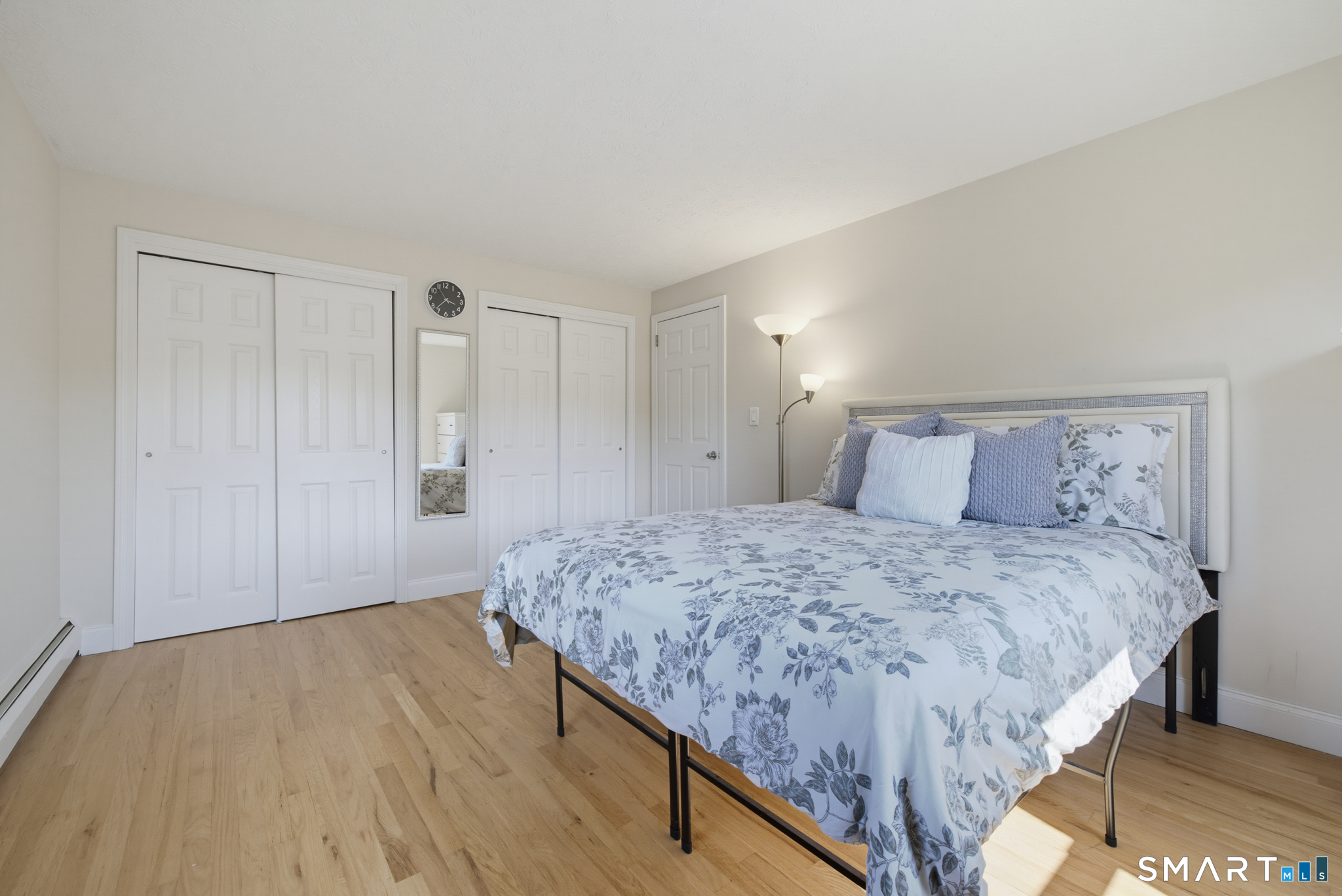 97 Nutmeg Drive photo 23