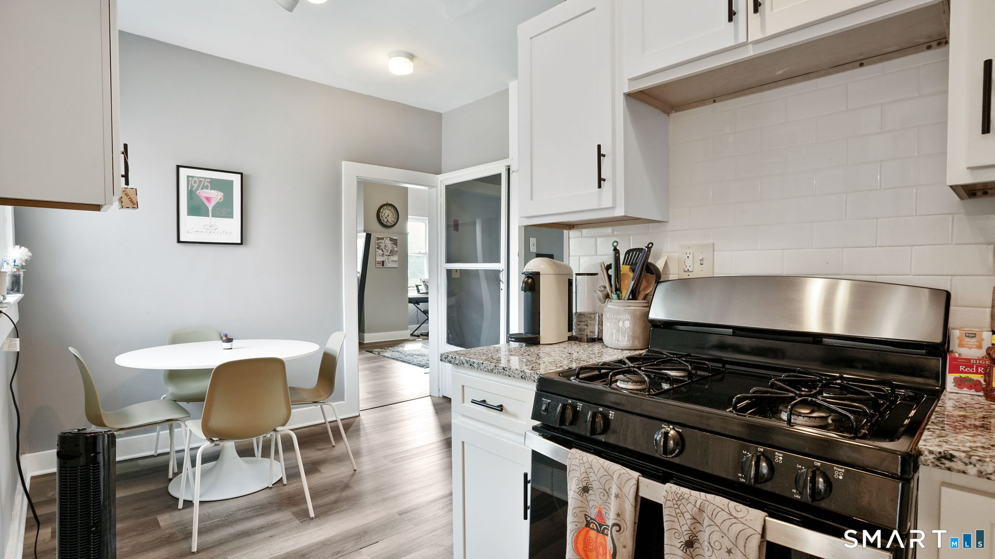 49 Atwater Avenue Unit #3 photo 4