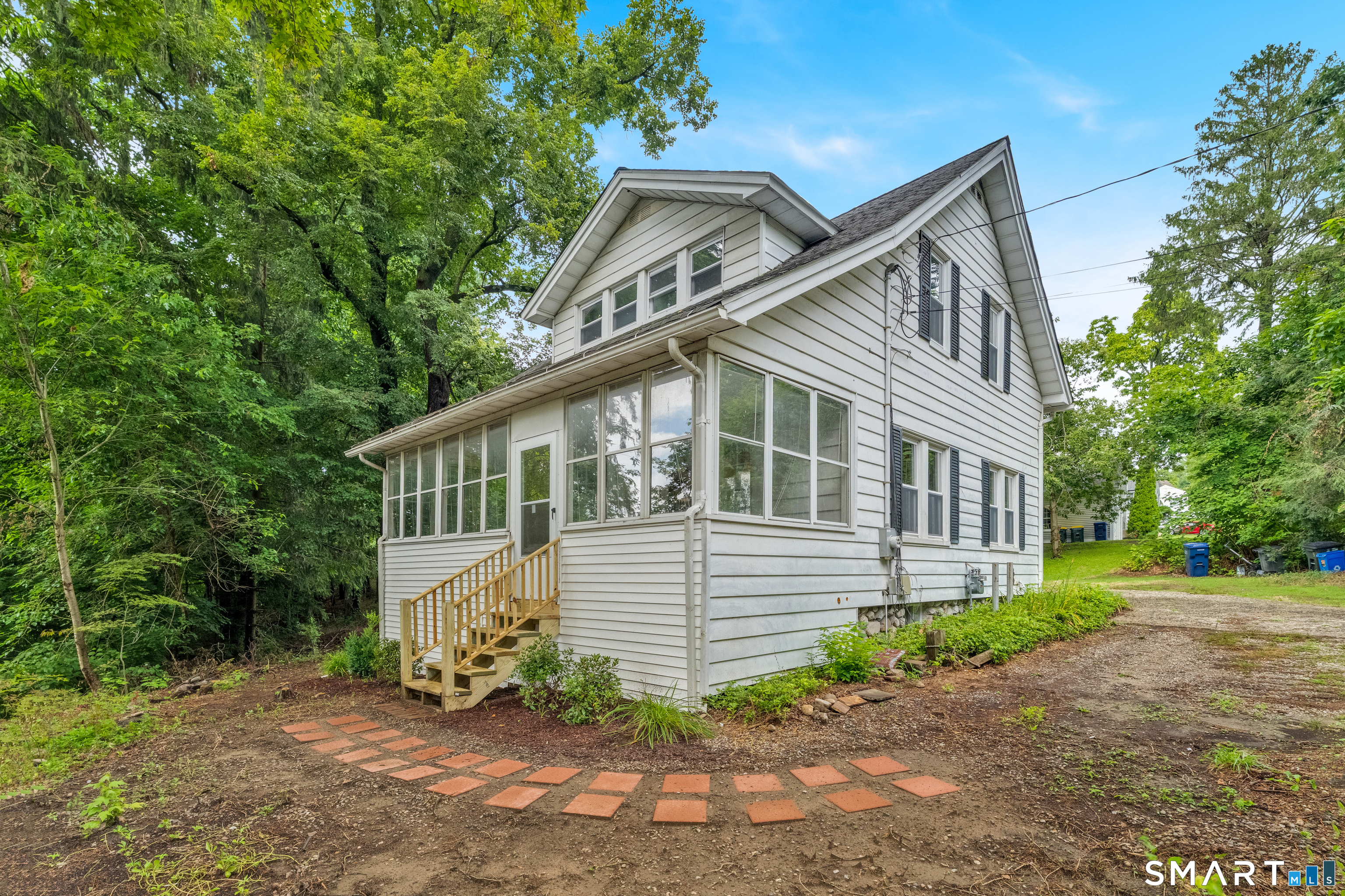 165 Platt Street photo 2