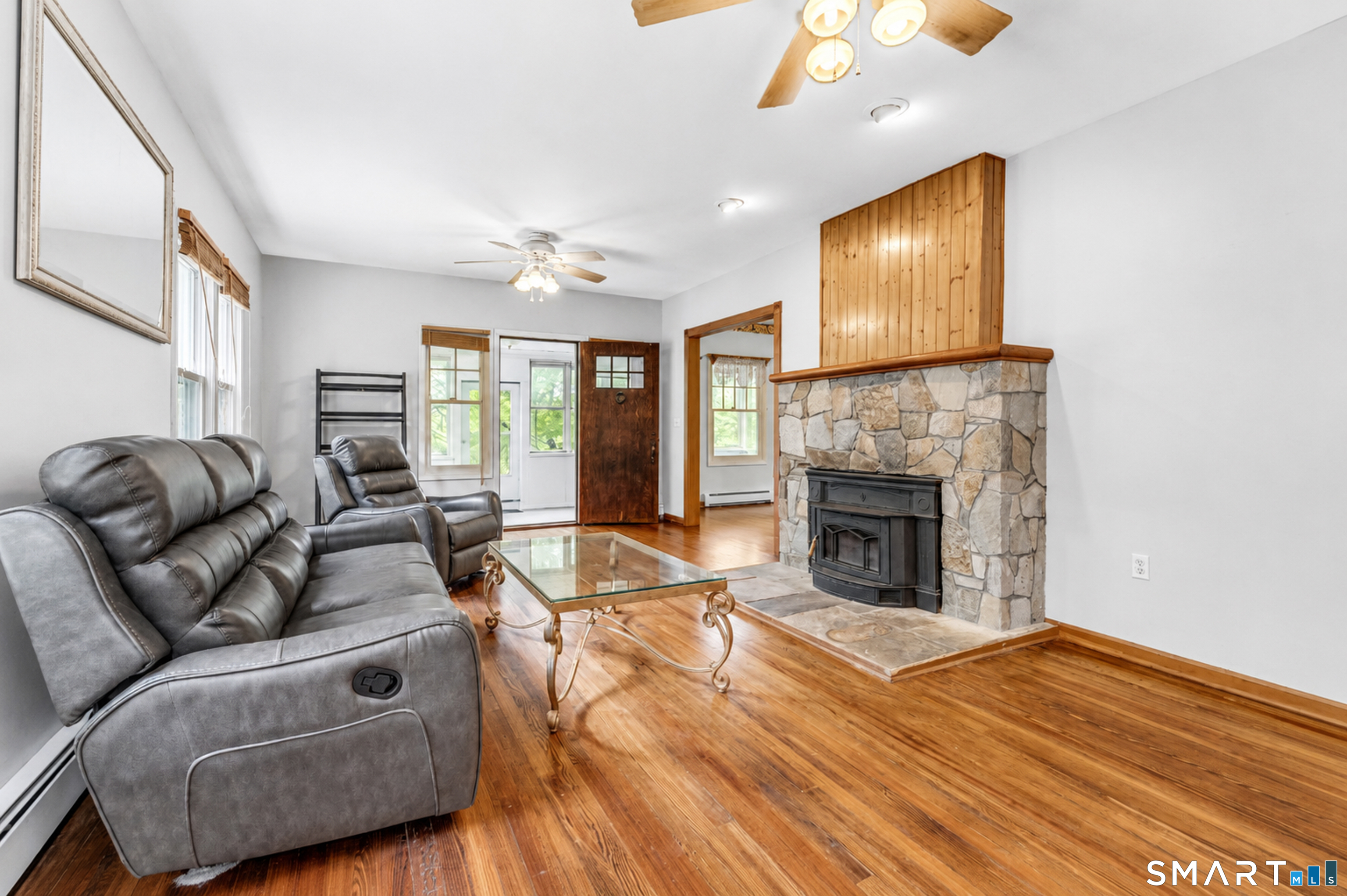 165 Platt Street photo 9