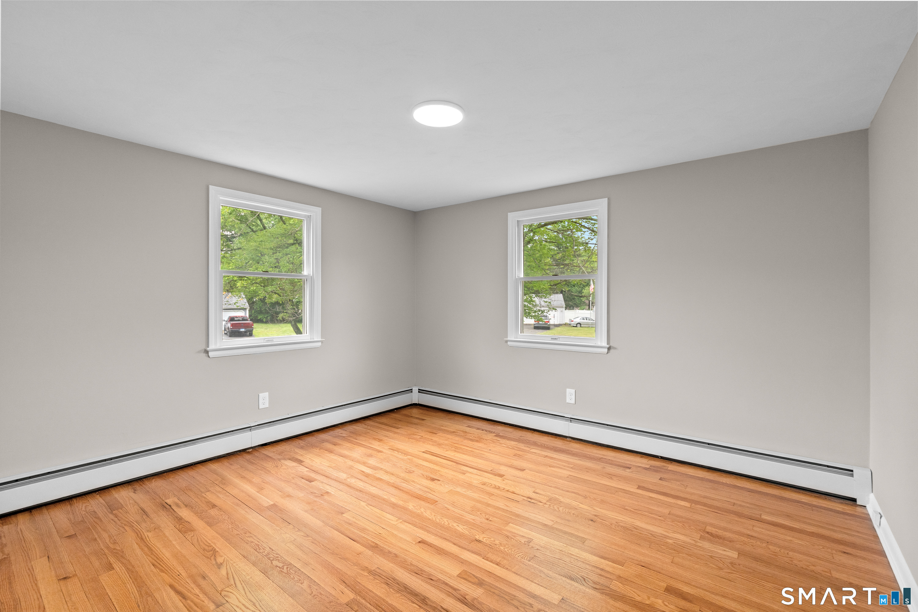 40 Woodside Lane photo 17