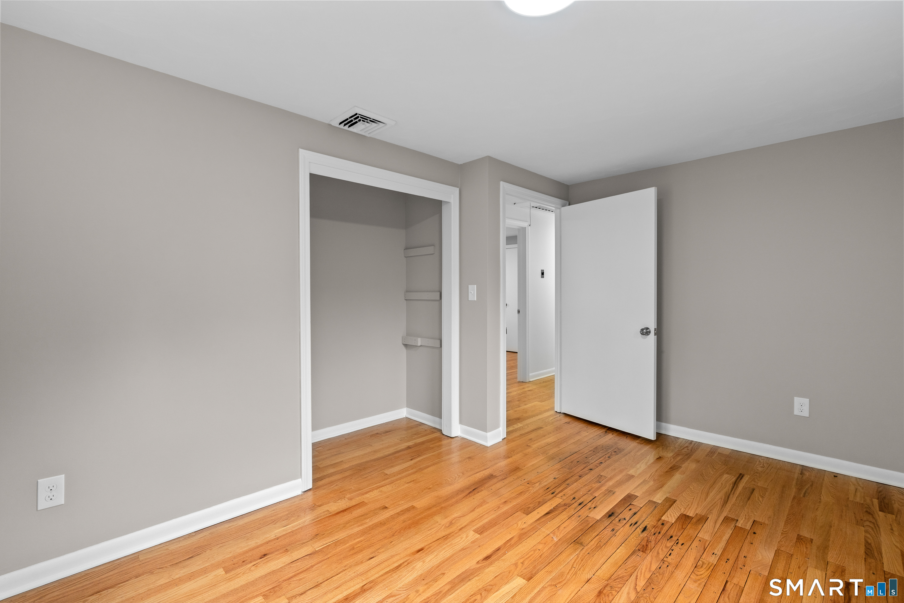 40 Woodside Lane photo 20