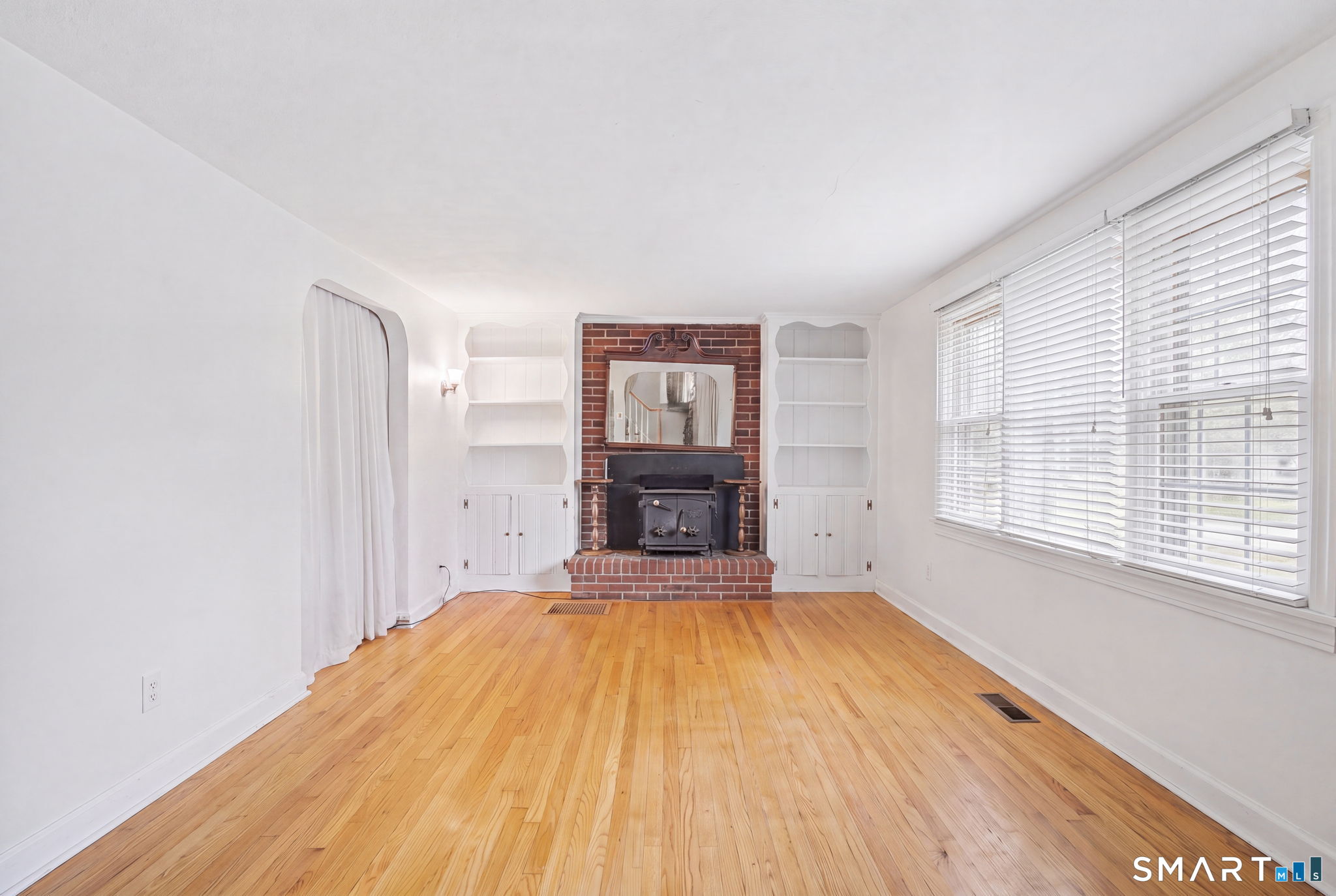 170 Rockwell Avenue photo 5