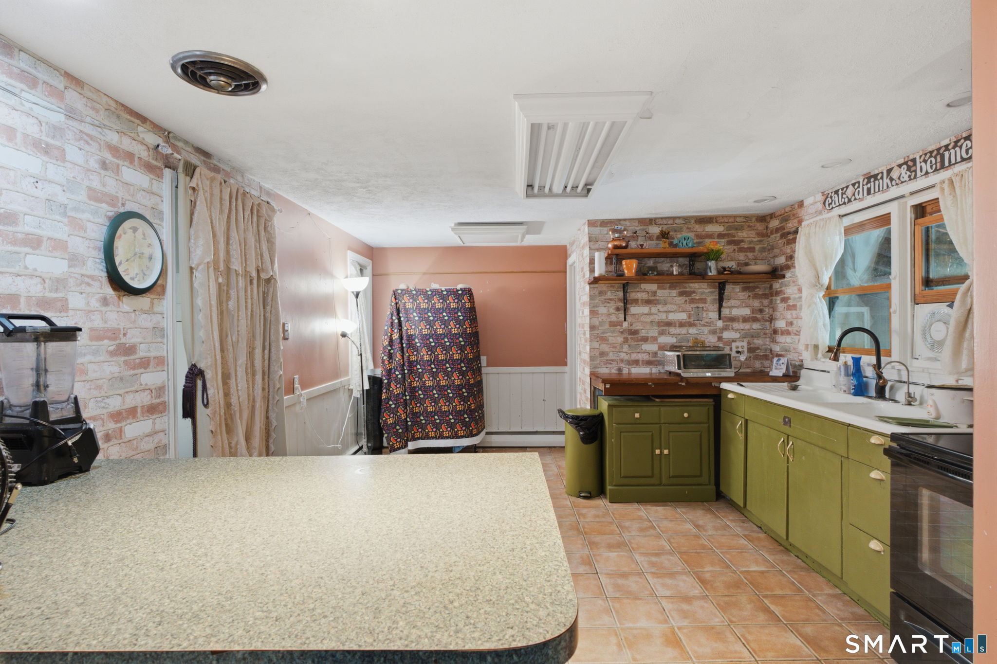170 Rockwell Avenue photo 12