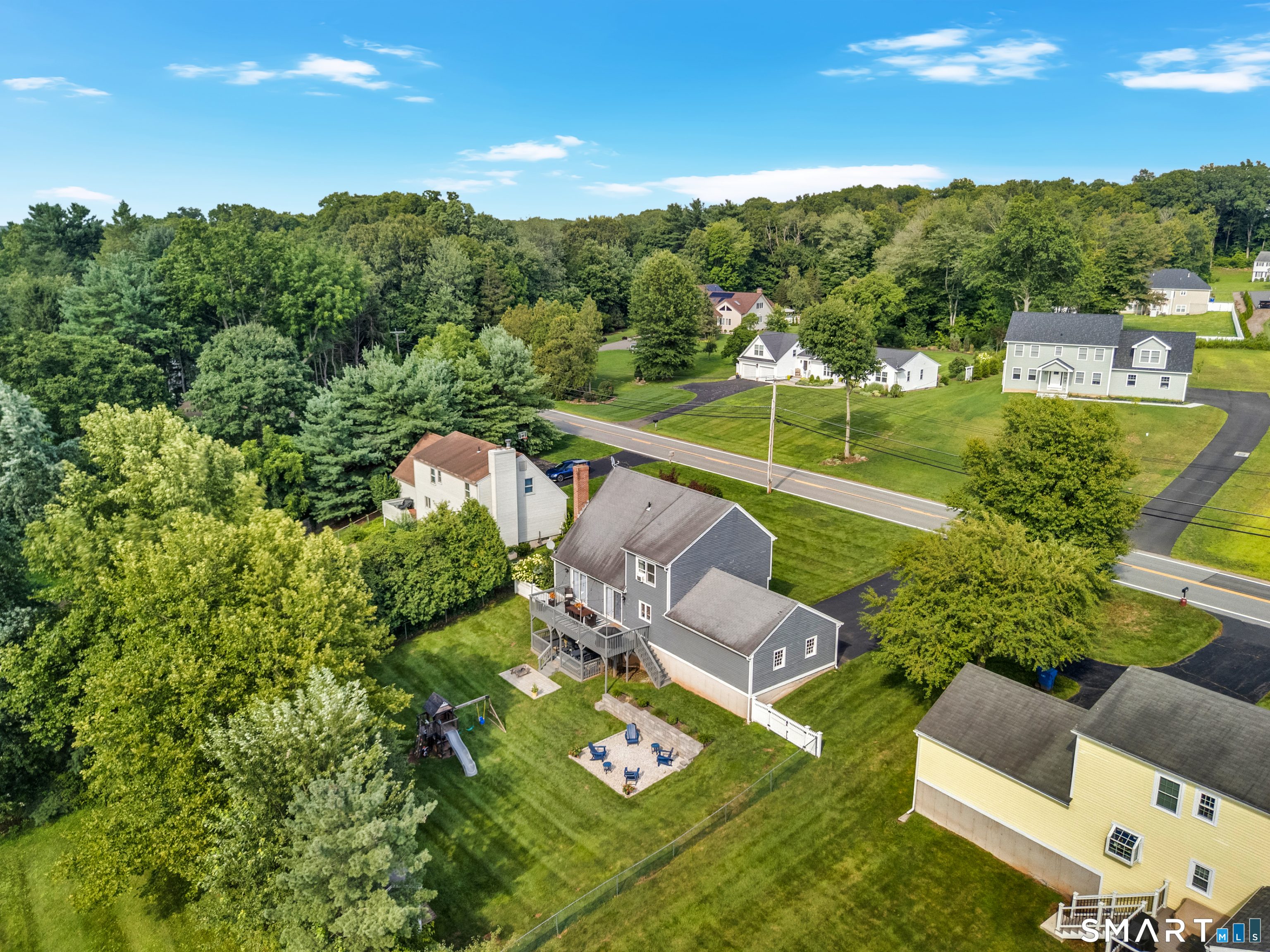 897 East Street photo 33