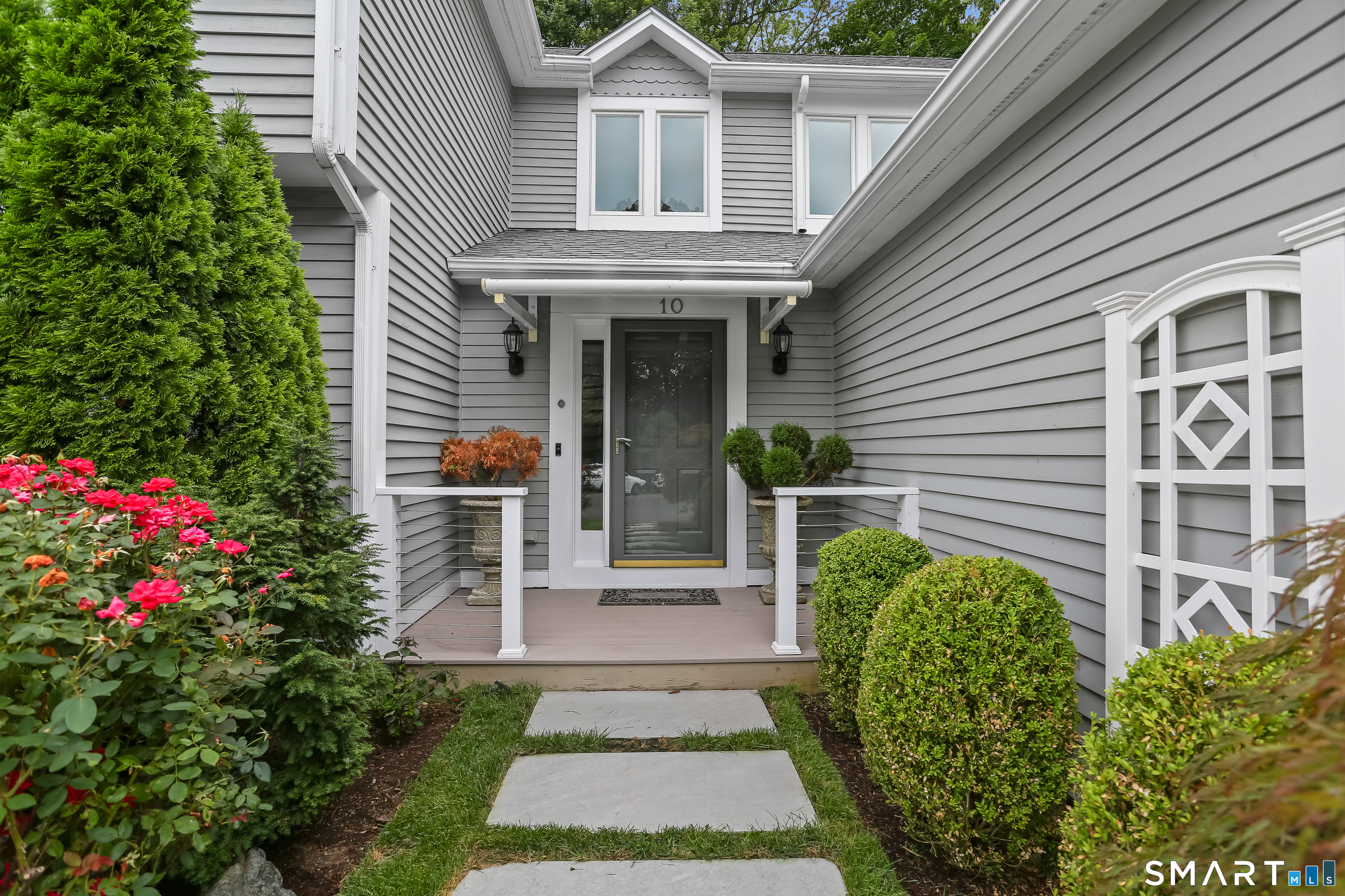 10 Cannon Brook Lane, Norwalk, Connecticut photo 2