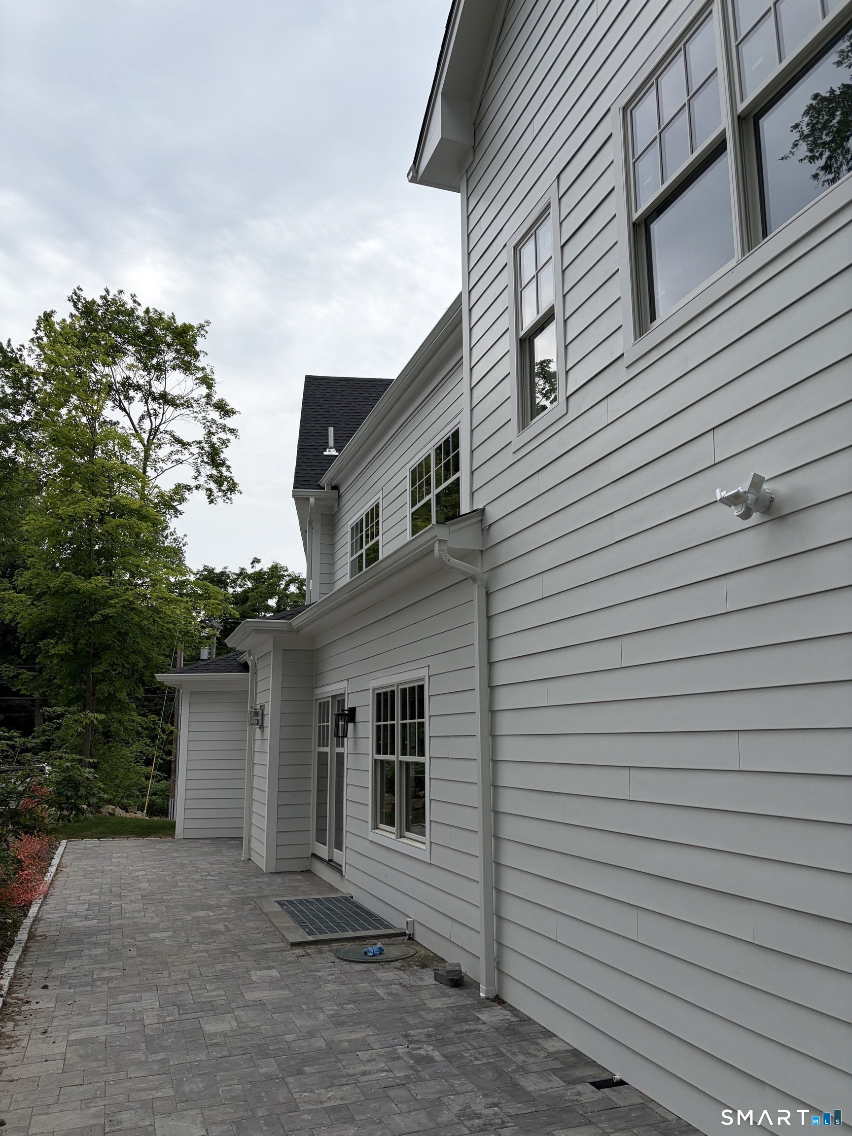 145 River Street, New Canaan, Connecticut photo 3