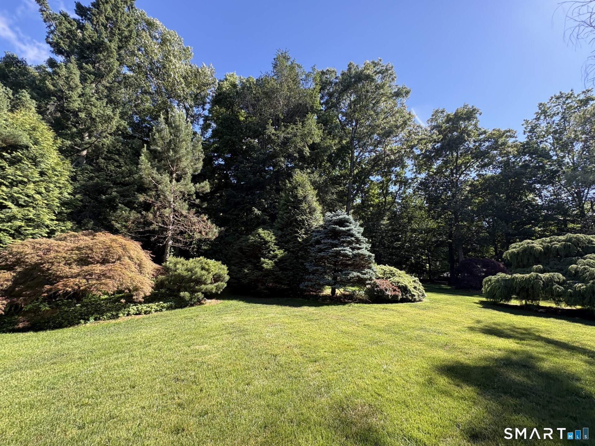 1-2 Hollow Spring Road, Norwalk, Connecticut photo 3