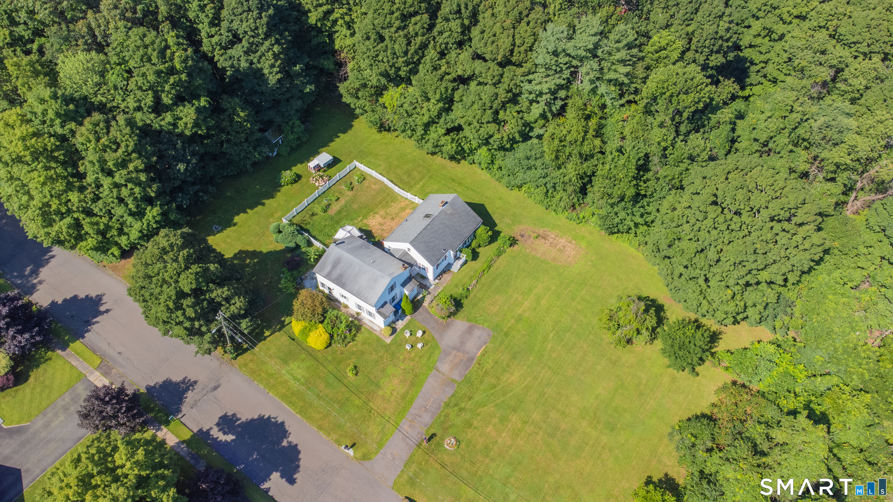 1511 Country Club Road photo 4